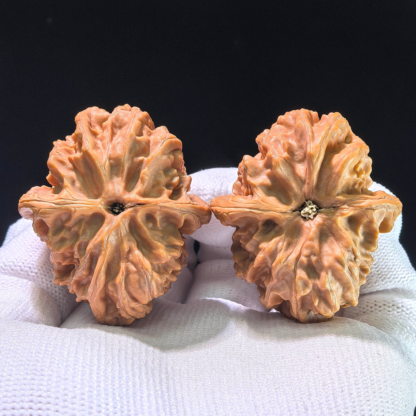 The "Pinggu Cube" (Pinggu Fangkuai) Matched Pair | 43.0mm x 37.0mm | PGFK-1202C