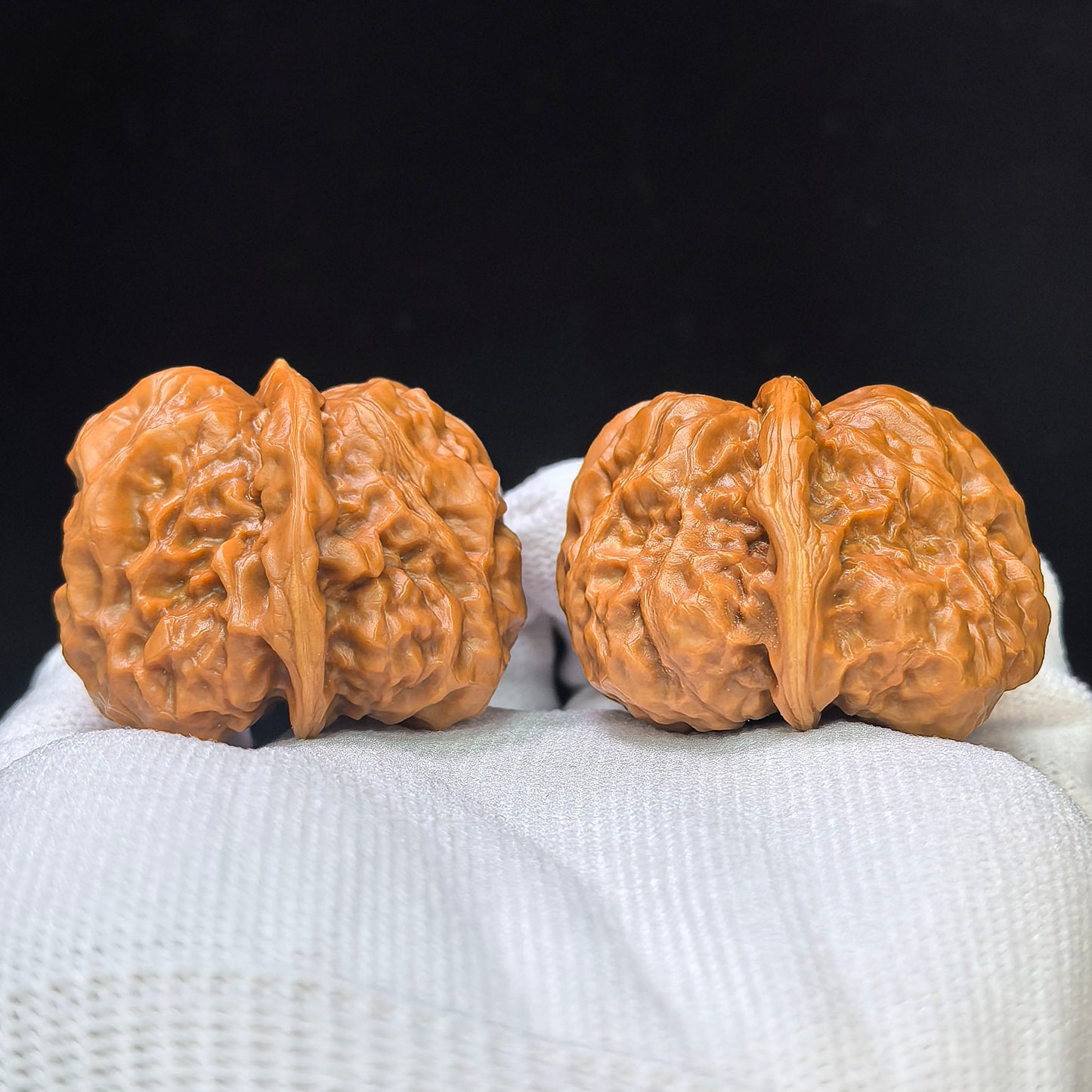 "Triangular Crystal Frog" Sanjiao Shuijingwa HMT-1502C Low-Profile Wenwan Walnuts Pair | 40.0mm x 41.0mm | HMT-1502C