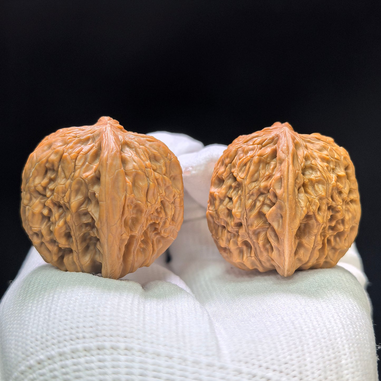 "Tall Stature Millstone" Gaozhuang Mopan MP-1404 Classic Wenwan Walnuts Pair | 36.0mm x 35.0mm | MP-1404