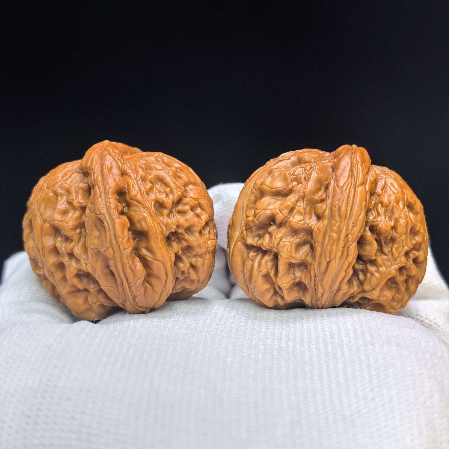 "Pinggu Sycee Turtle-Back Buddha Belly" Pinggu Yuanbao Guibei Fodu Wenwan Walnuts Pair | 38.0mm x 40.0mm | PGYBFD-C238E