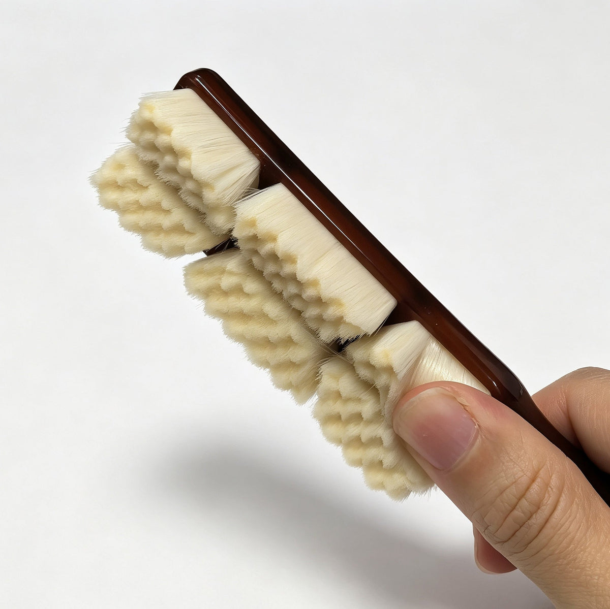 6-Row Soft Bristle Wenwan Brush, Non-slip Rubber Handle Polishing Cleaning Tool for Walnut, Wood Beads, Jewelry Deep Dust Removal - ThePatinaProject