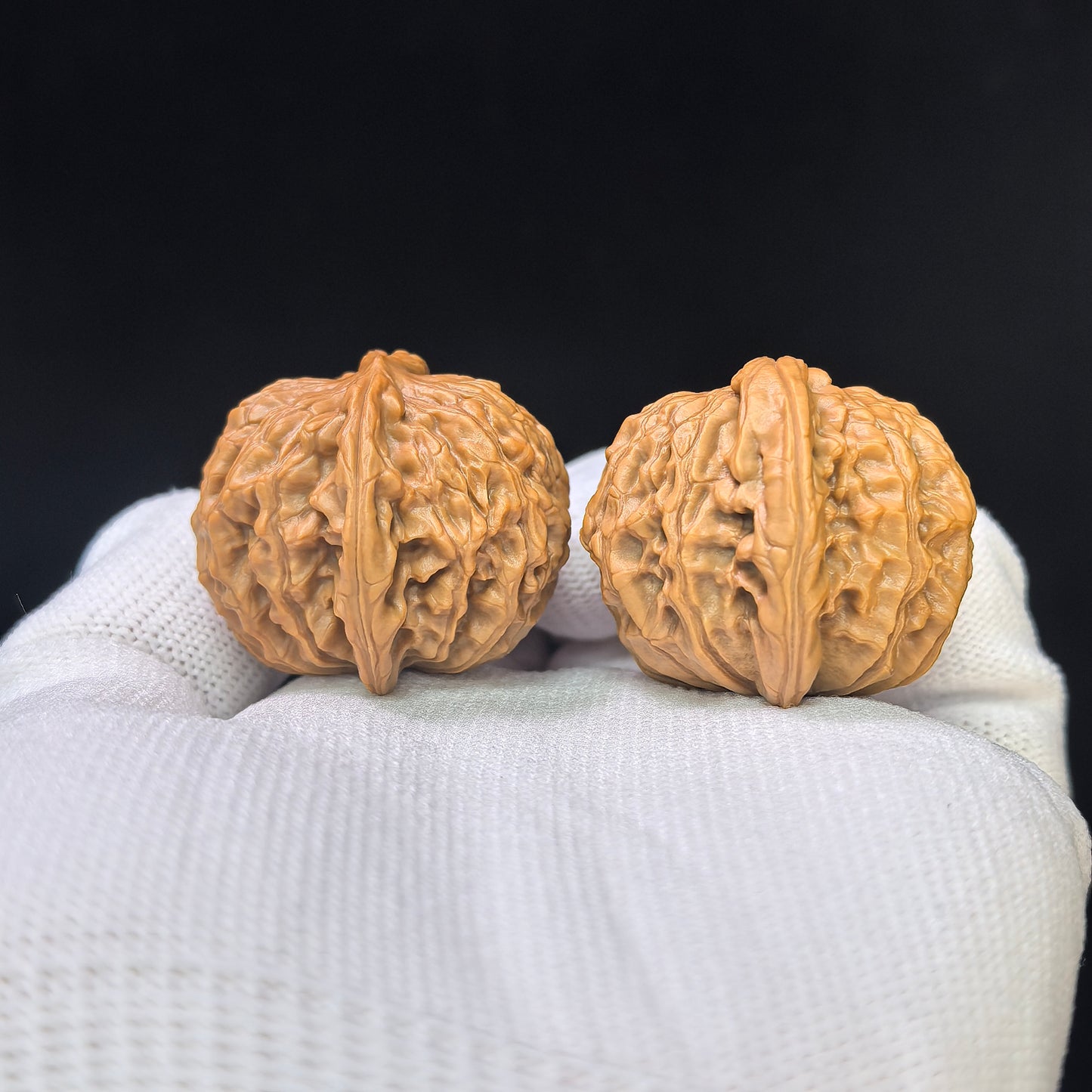 "Yearning Love" (Xiang Si) Scholar Walnuts Pair | 33.0mm x 32.0mm | Miniature Pocket Format (Shou Nian) | Stock ID: XS-SY1C2