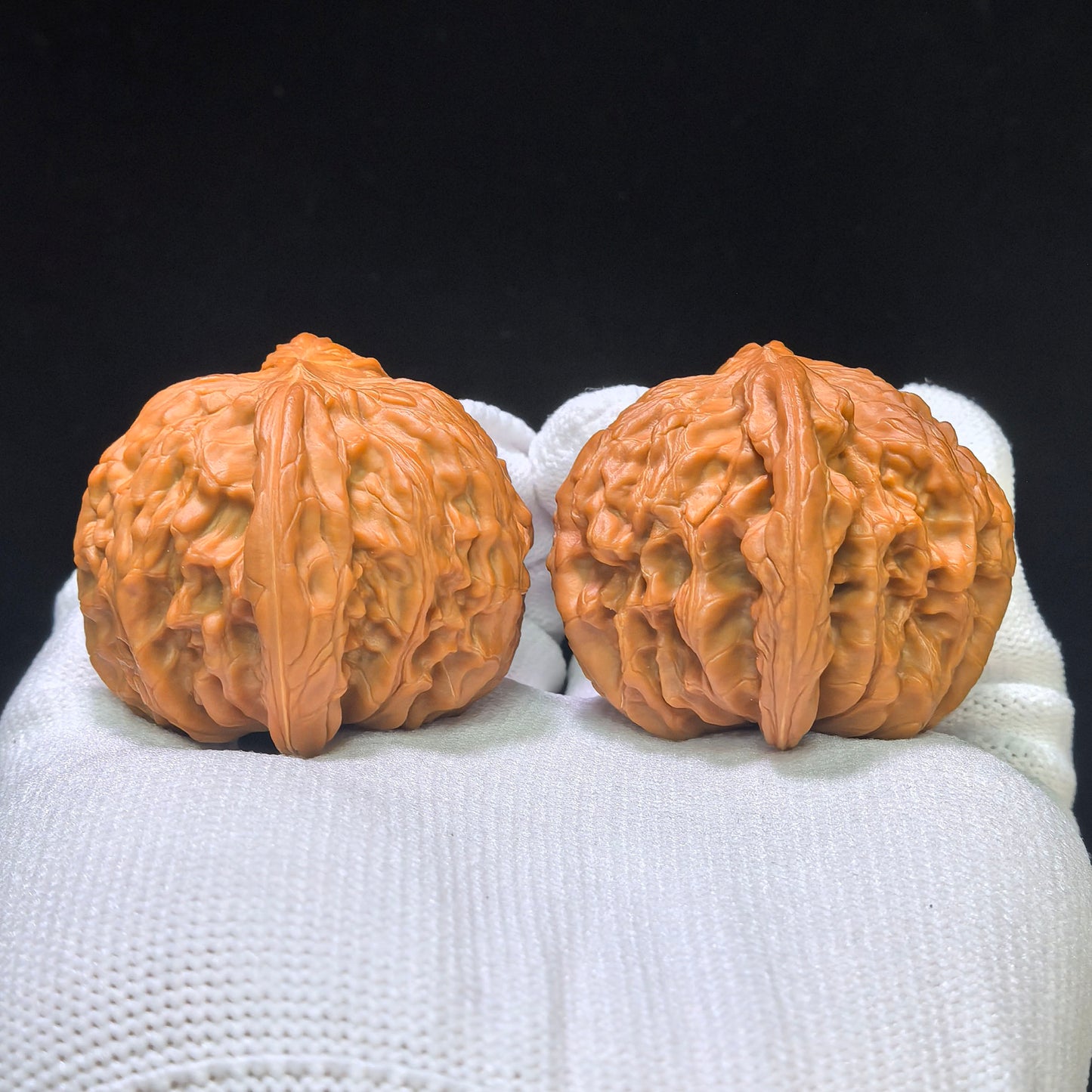 "Butterfly Millstone" Butterfly Mopan Wenwan Walnuts (Pair) | 46.0mm x 42.0mm | Stock ID: HDMP-1551C