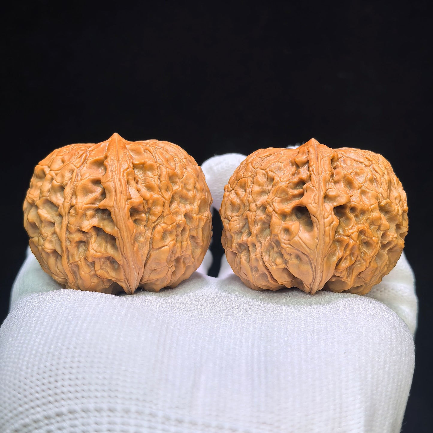 "Grand Reunion" Datuanyuan Wenwan Walnuts Pair | 45.0mm x 45.0mm | DTY-1551C