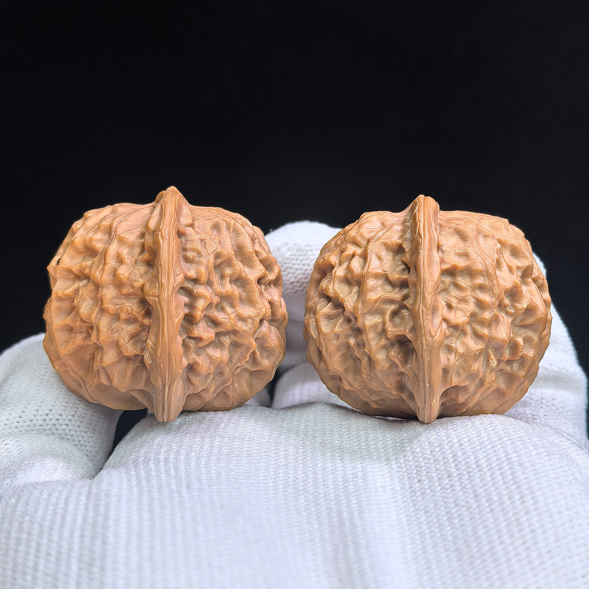 Round-Bodied Deep-Textured Porcelain Doll Wenwan Walnut Pair — 38.0mm x 38.0mm | CWW-17C1C