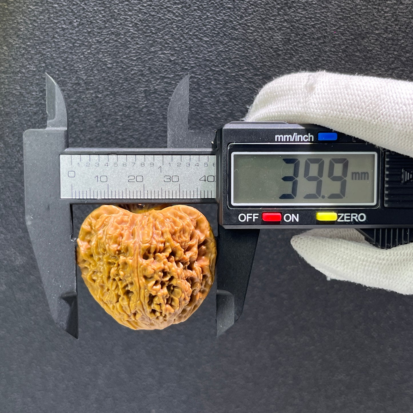 The "Nan Jiang Shi" Pair | 40.0mm x 38.0mm | NJS-408