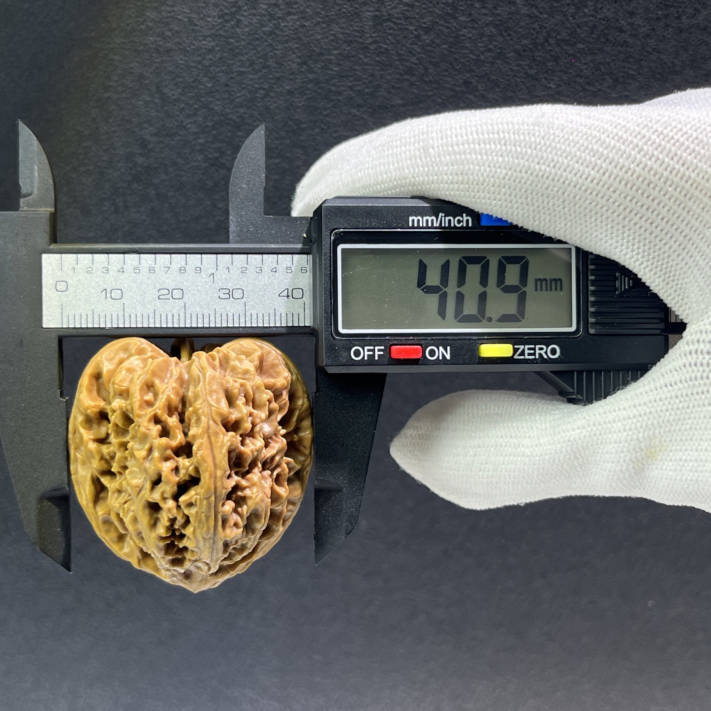 The "Nan Jiang Shi" Pair | 41.0mm x 39.0mm | NJS-405