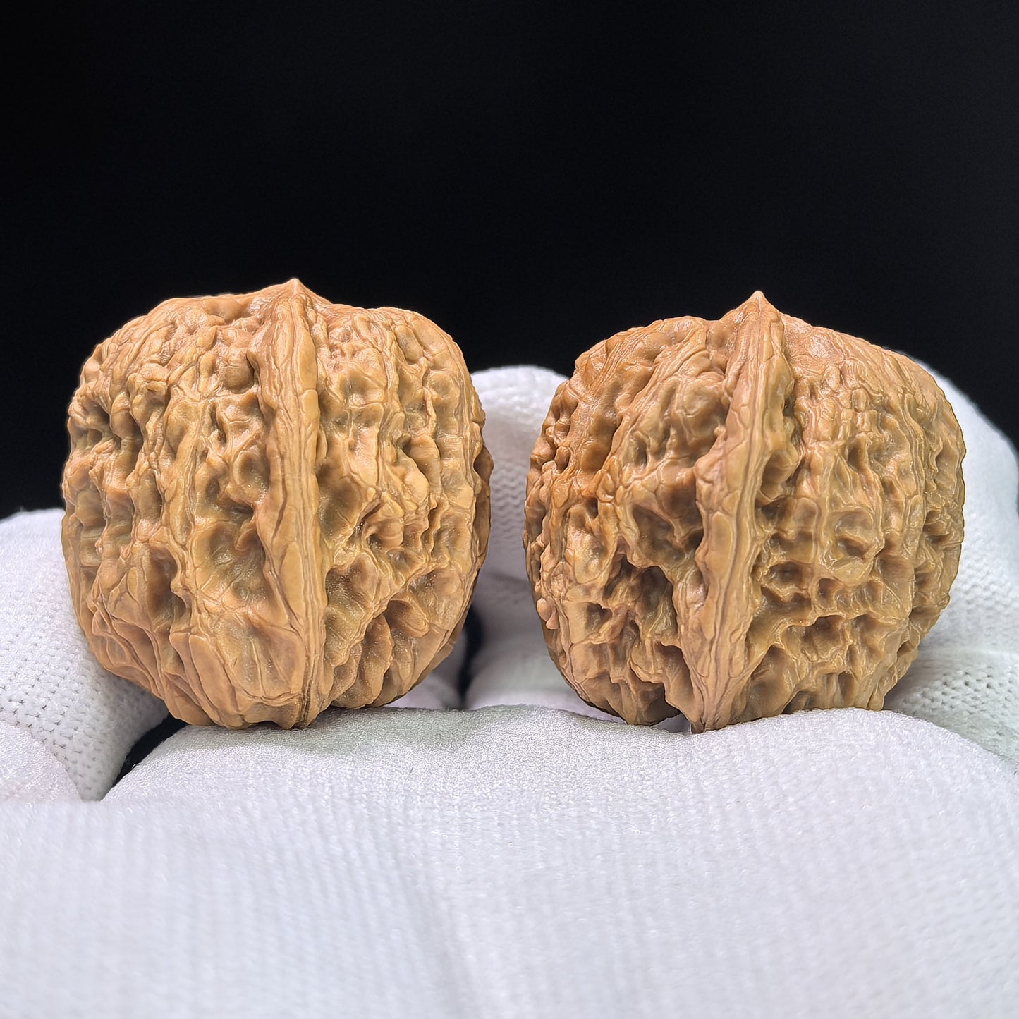 "Rain Flower Stone" Yuhuashi YHS-1106 Low-Profile Wenwan Walnuts Pair | 34.0mm x 34.0mm | YHS-1106