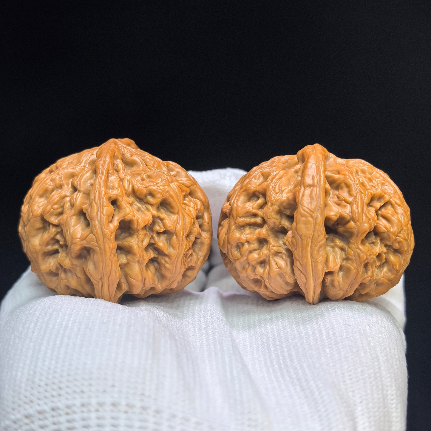 "Thick Ridge" Cujin Wenwan Walnuts Pair | 44.0mm x 44.0mm | CJ-101SY