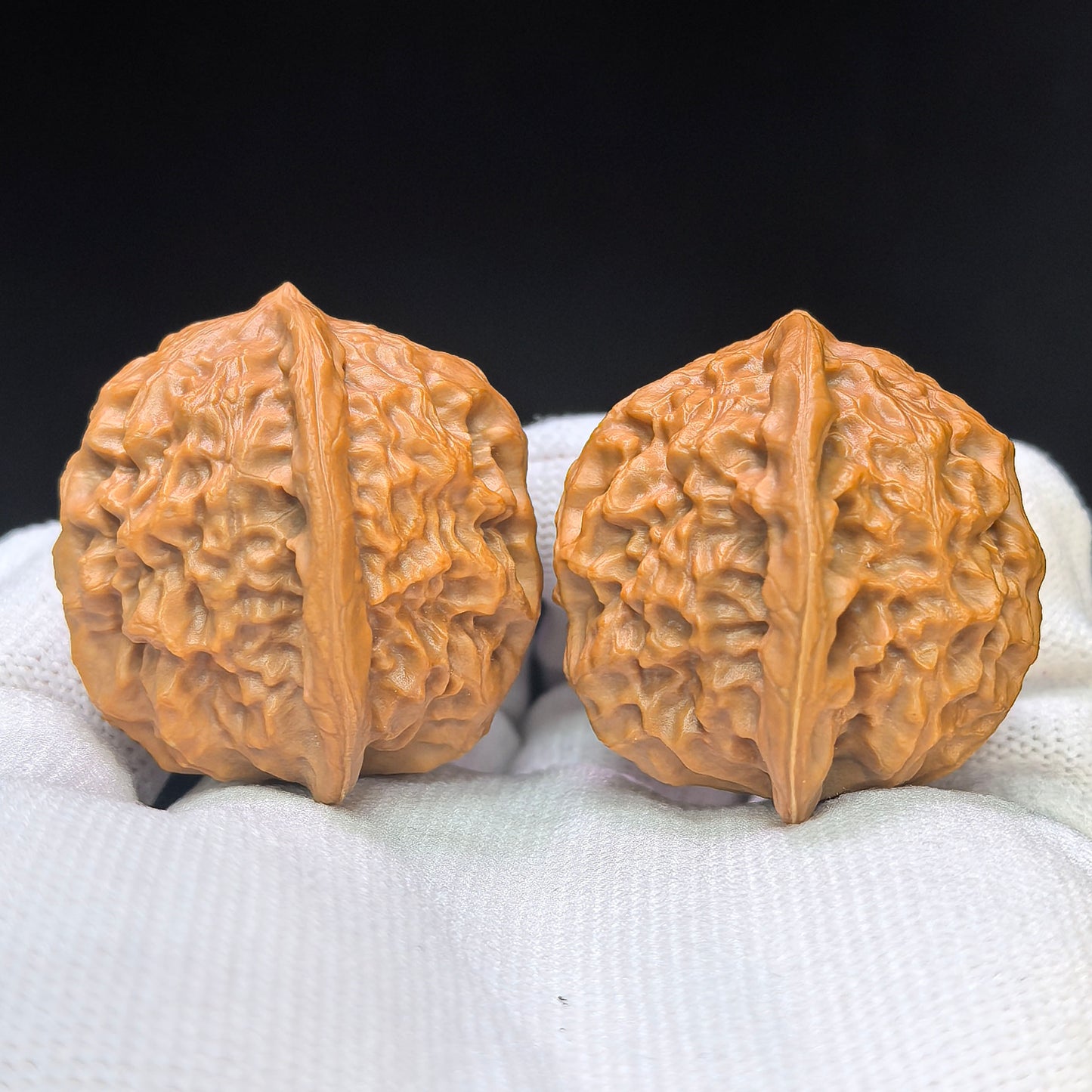 "Porcelain Doll" Ciwawawa Pocket Low-Profile Wenwan Walnuts Pair | 37.0mm x 35.0mm | CWW-SY1B4