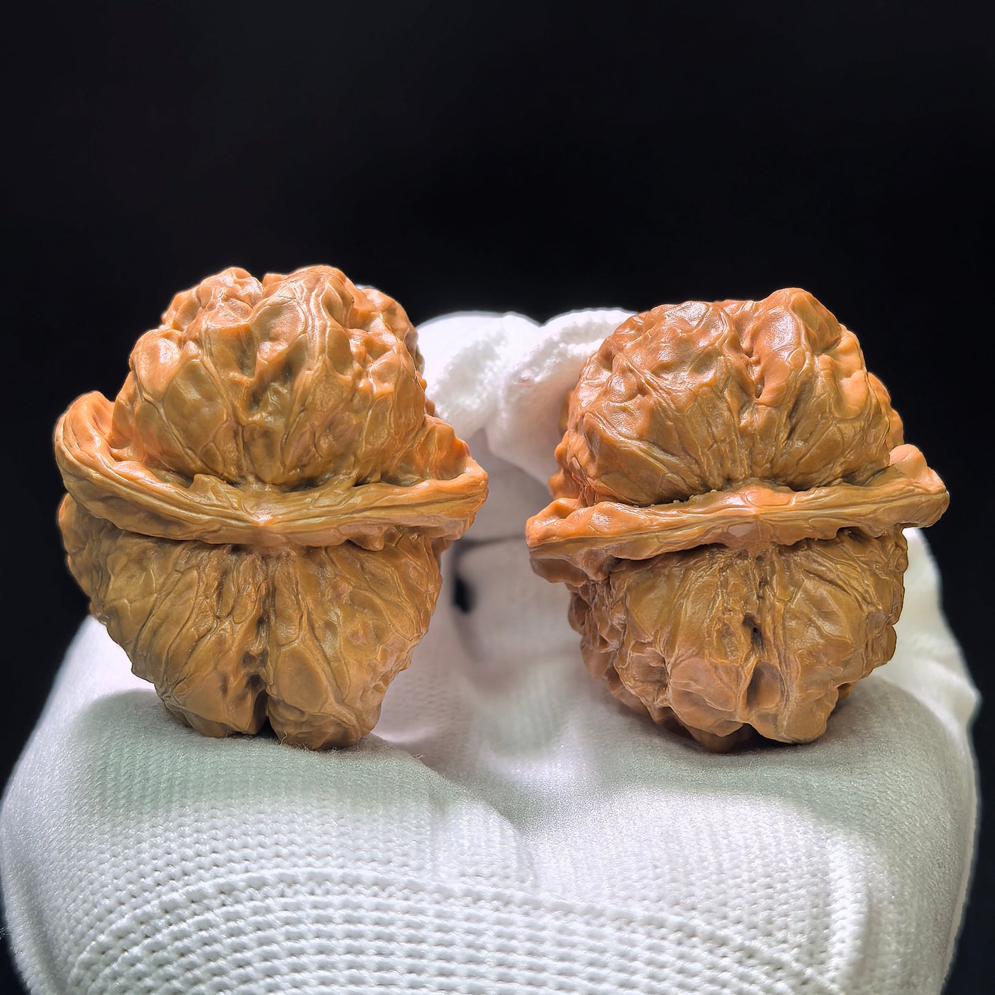 "Toad Head" Hamatou Classic Heritage Low-Profile Wenwan Walnuts Pair | 38.0mm x 41.0mm | W-1106