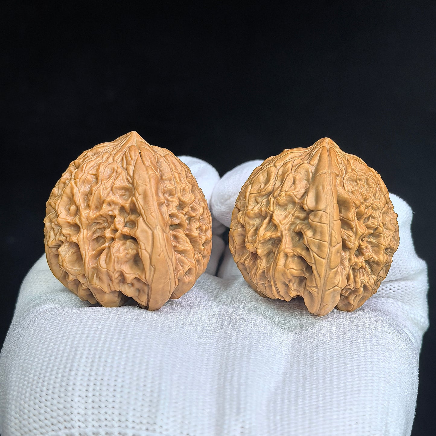 Triangle "Blizzard Turtle-Back" (Bao Xue Sanjiao Gui Bei) Scholar Walnuts Pair | 42.0mm x 39.0mm | Classic Low-Profile Silhouette | Collector Grade Masterpiece | Stock ID: BX-SY1E9