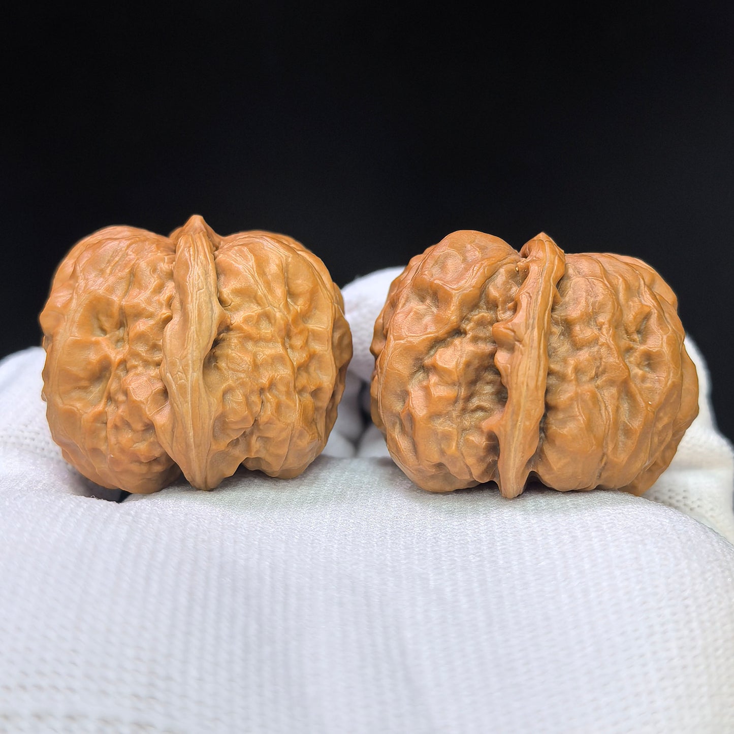"Toad Head" Hamatou Classic Heritage Low-Profile Wenwan Walnuts Pair | 38.0mm x 38.0mm | HMT-1501C