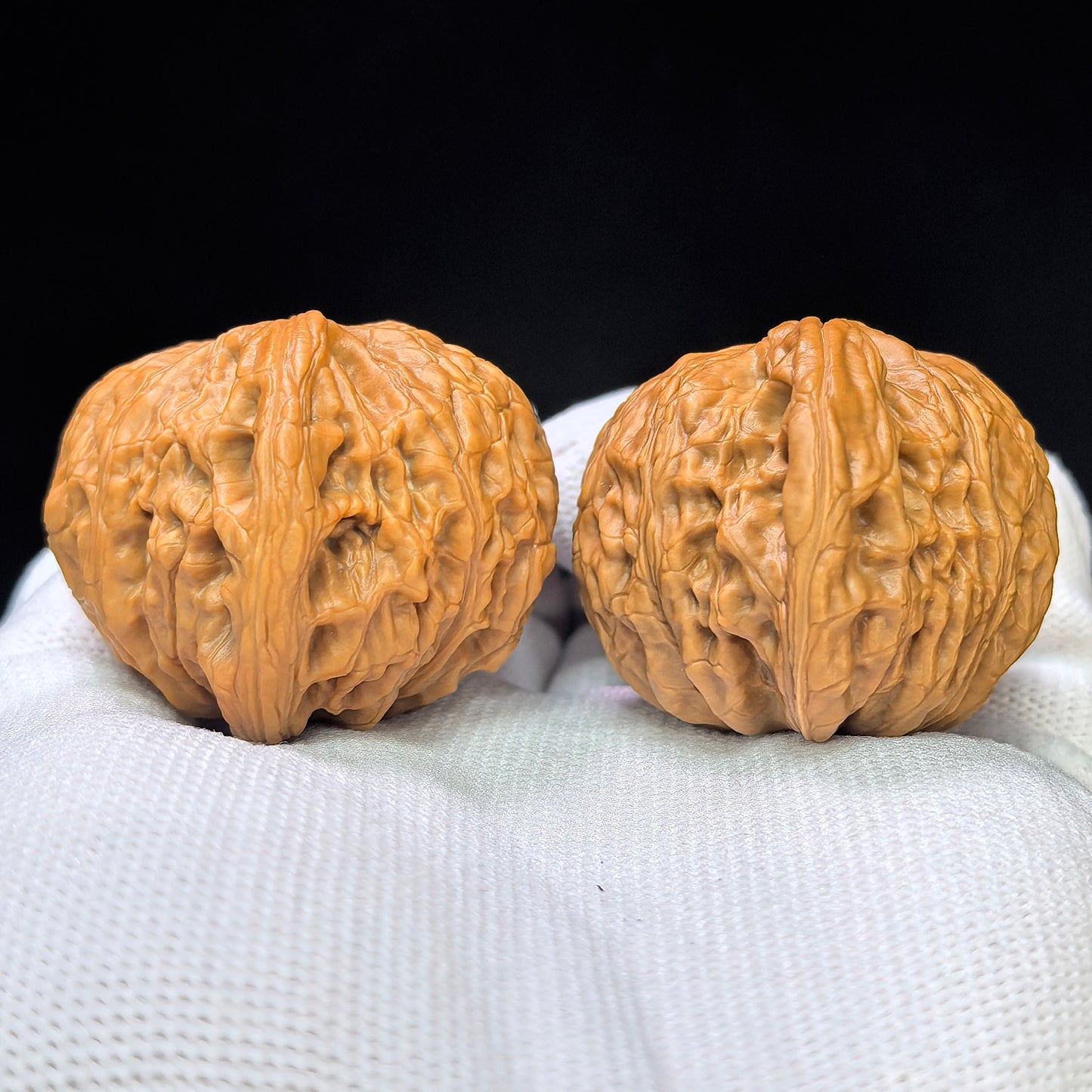"Iron Hammer Sister" Tiechui Maimai TCMM-SY1C4 Low-Profile Wenwan Walnuts Pair | 41.0mm x 40.0mm | TCMM-SY1C4