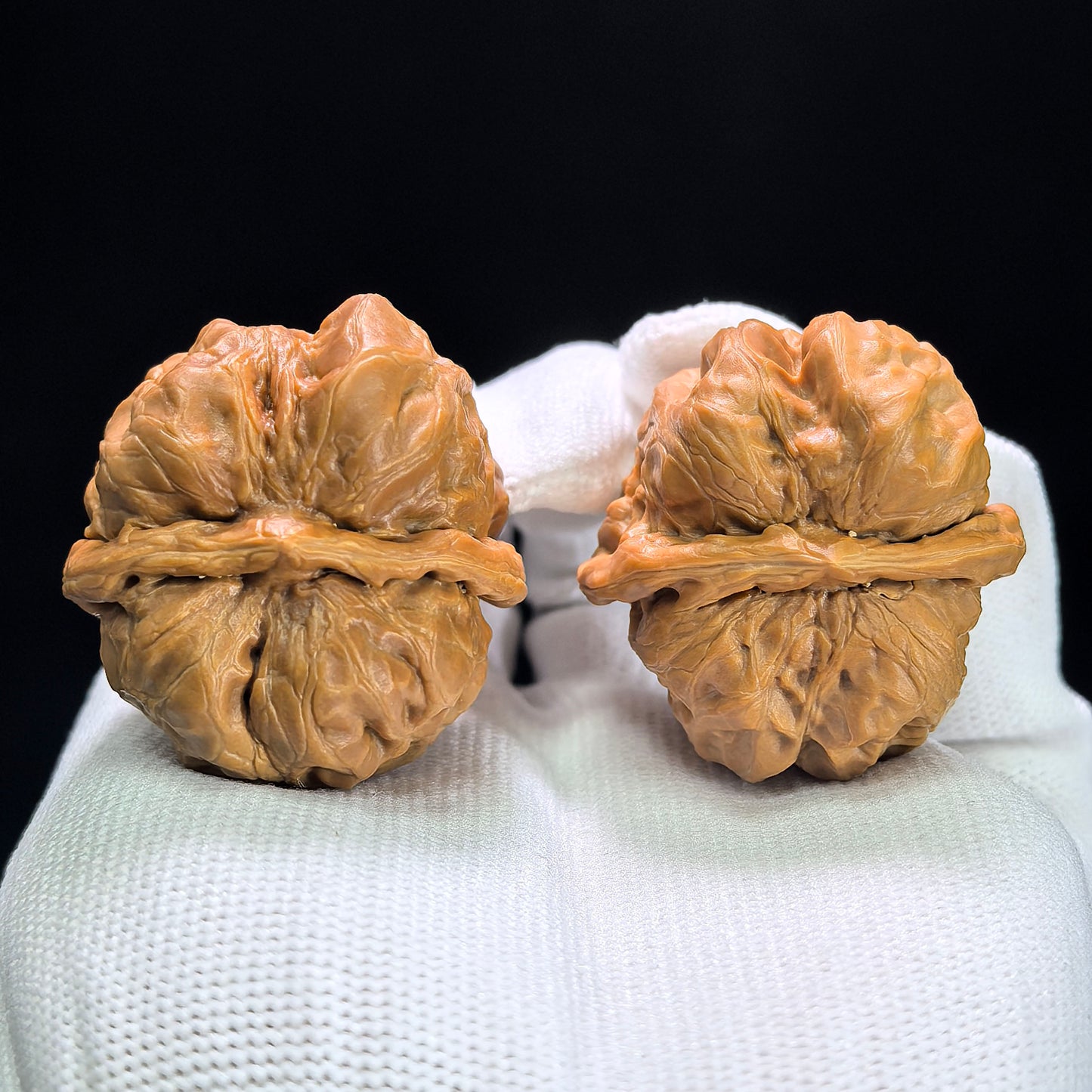 "Toad Head" Hama Tou W-1404 Low-Profile Wenwan Walnuts Pair | 36.0mm x 38.0mm | W-1404