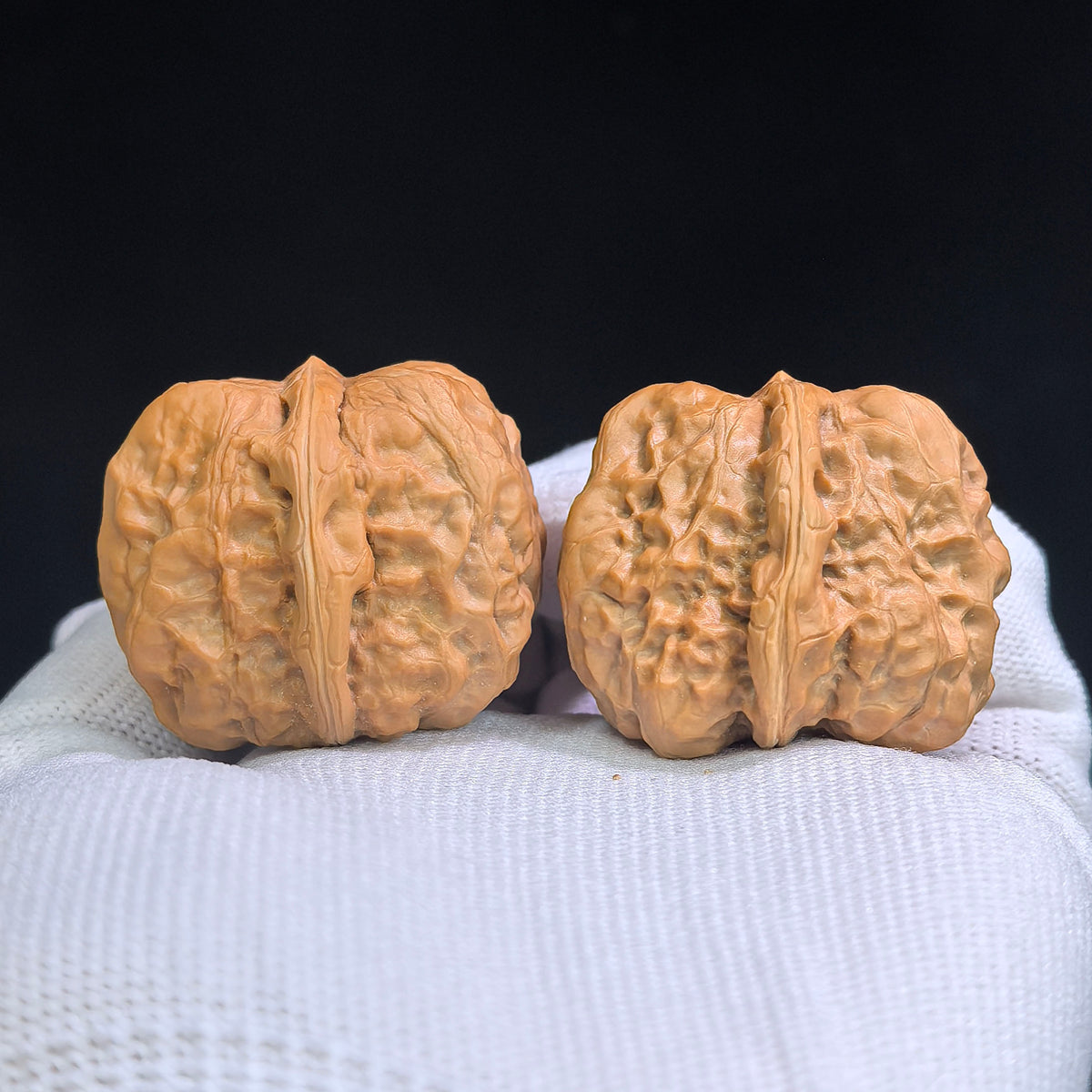 Compact Broad-Shouldered Toad Head Wenwan Walnut Pair | 35.0mm x 37.0mm | HMT-SY1H6