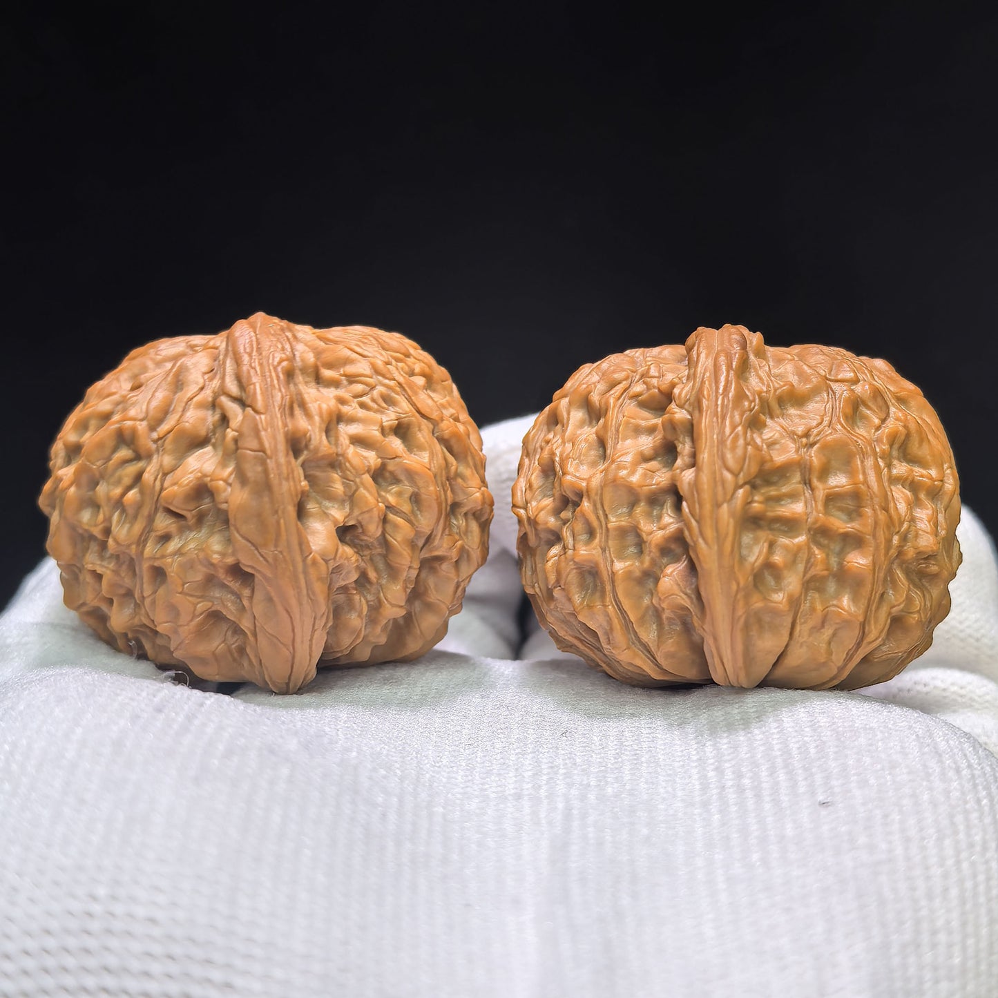 "Millstone" Mopan Wenwan Walnuts Pair | 40.0mm x 40.0mm | MP-01SY
