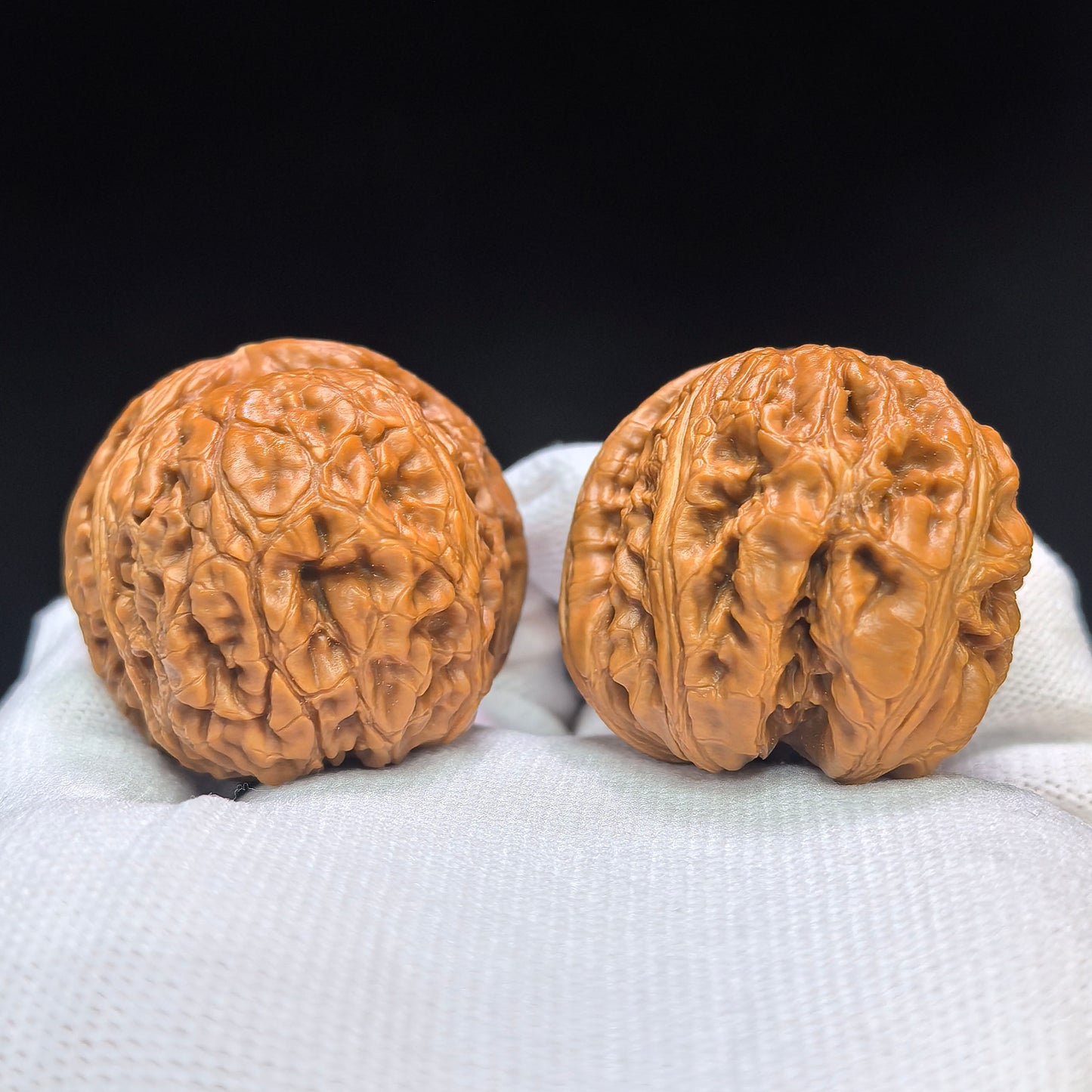 "Pinggu Sycee Turtle-Back Buddha Belly" Pinggu Yuanbao Guibei Fodu Wenwan Walnuts Pair | 38.0mm x 40.0mm | PGYBFD-C238E