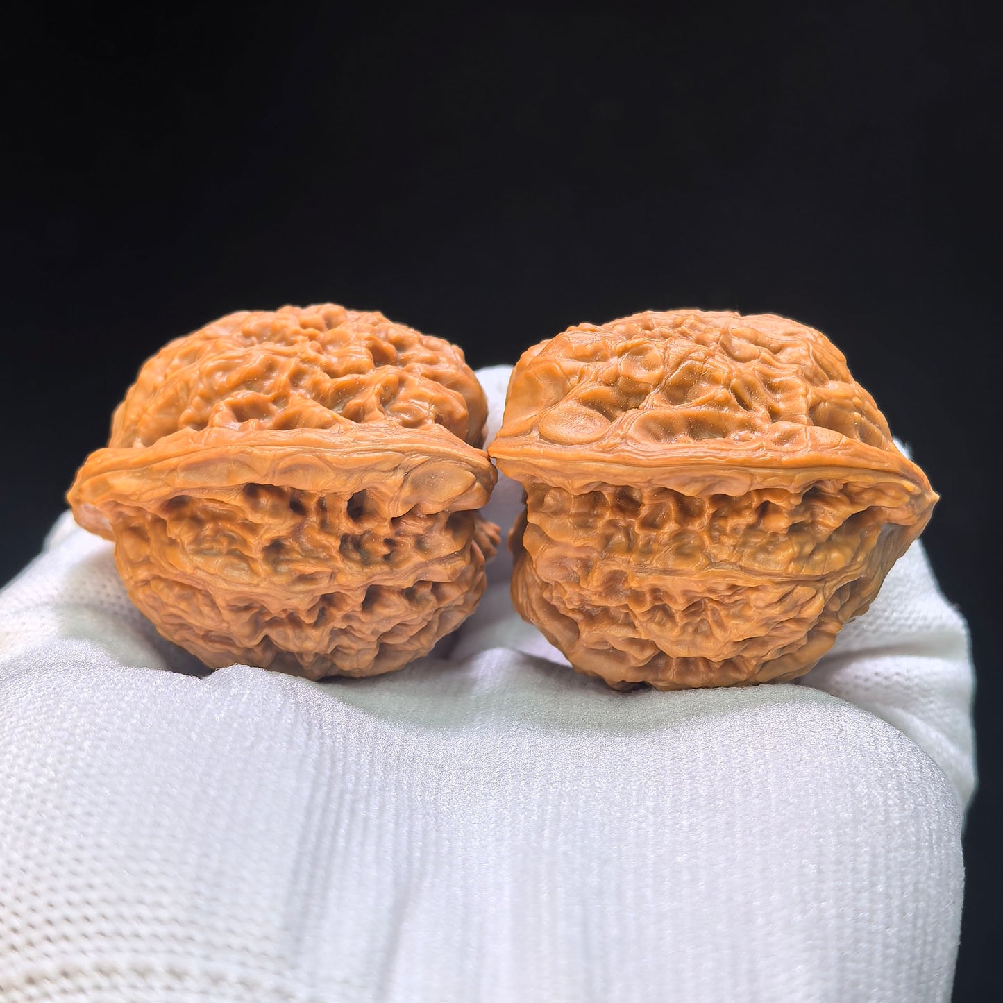 Triangle Concave-Base Nanjiangshi Scholar Walnuts Pair | Premium Select 38.0mm x 37.0mm | Classic Low-Profile Format | Stock ID: NJS-1513C