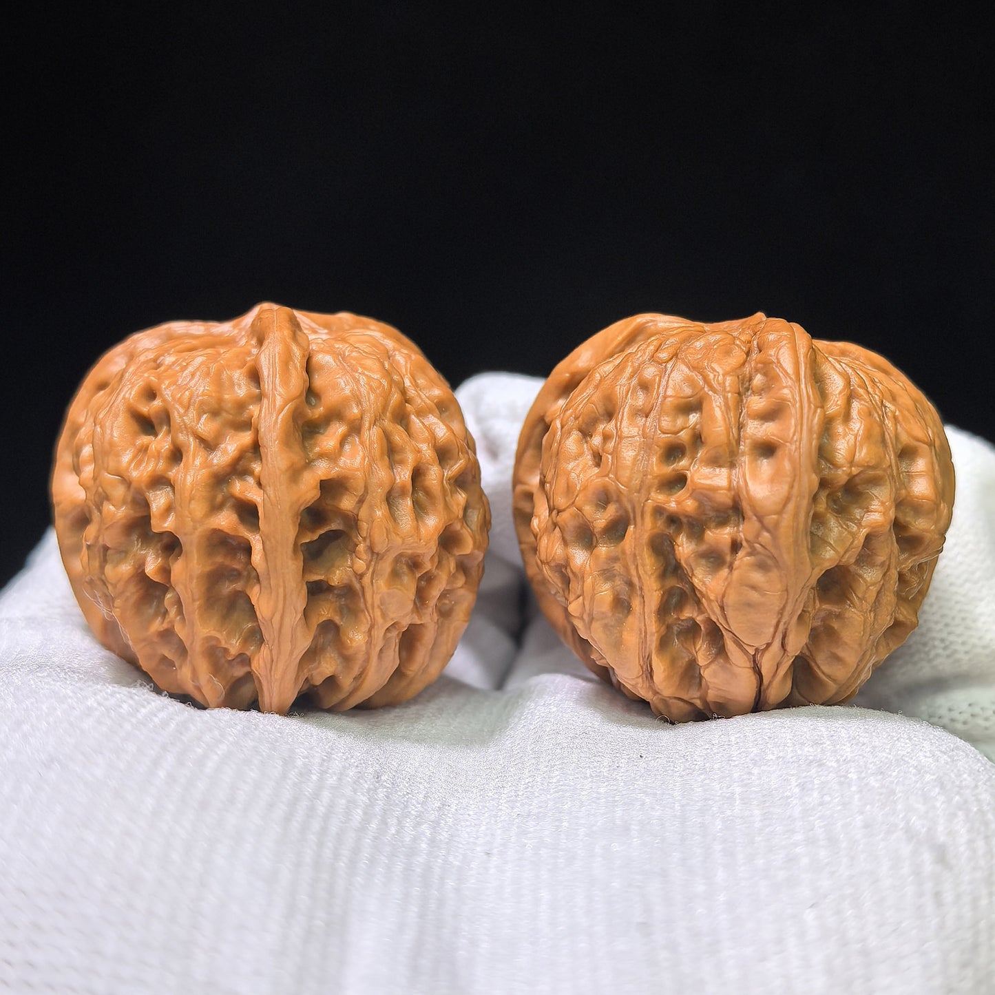 The Auspicious "Yuhua Stone Three-Ribbed Ding" Yuhua Stone Sanleng Ding High-Pile Masterpiece | 37.0mm x 38.0mm | YHSSN-406E