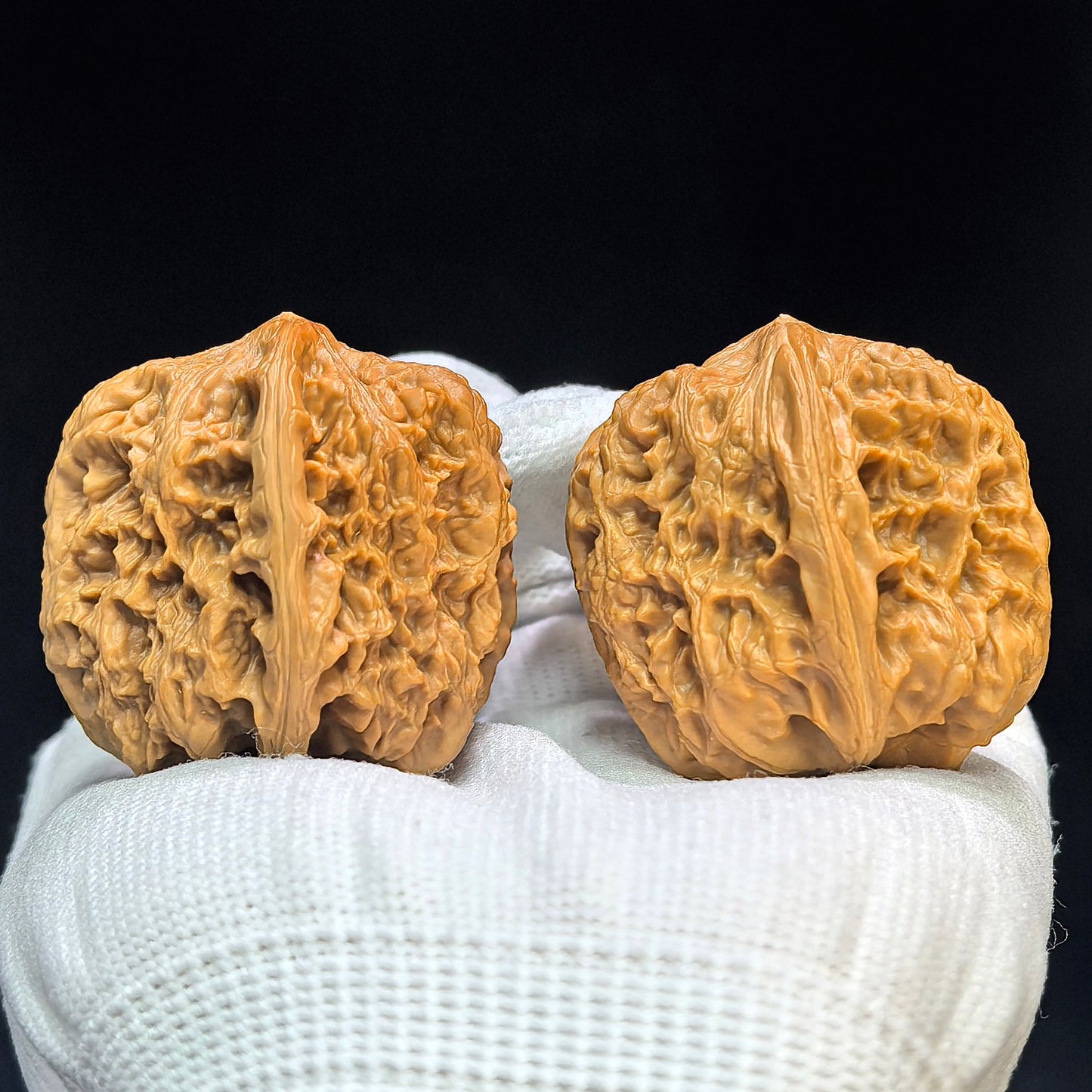 "North China General's Shoulder" Huabei Jiangjunbang Low-Profile Wenwan Walnuts Pair | 37.0mm x 40.0mm | HBJJB-1501C