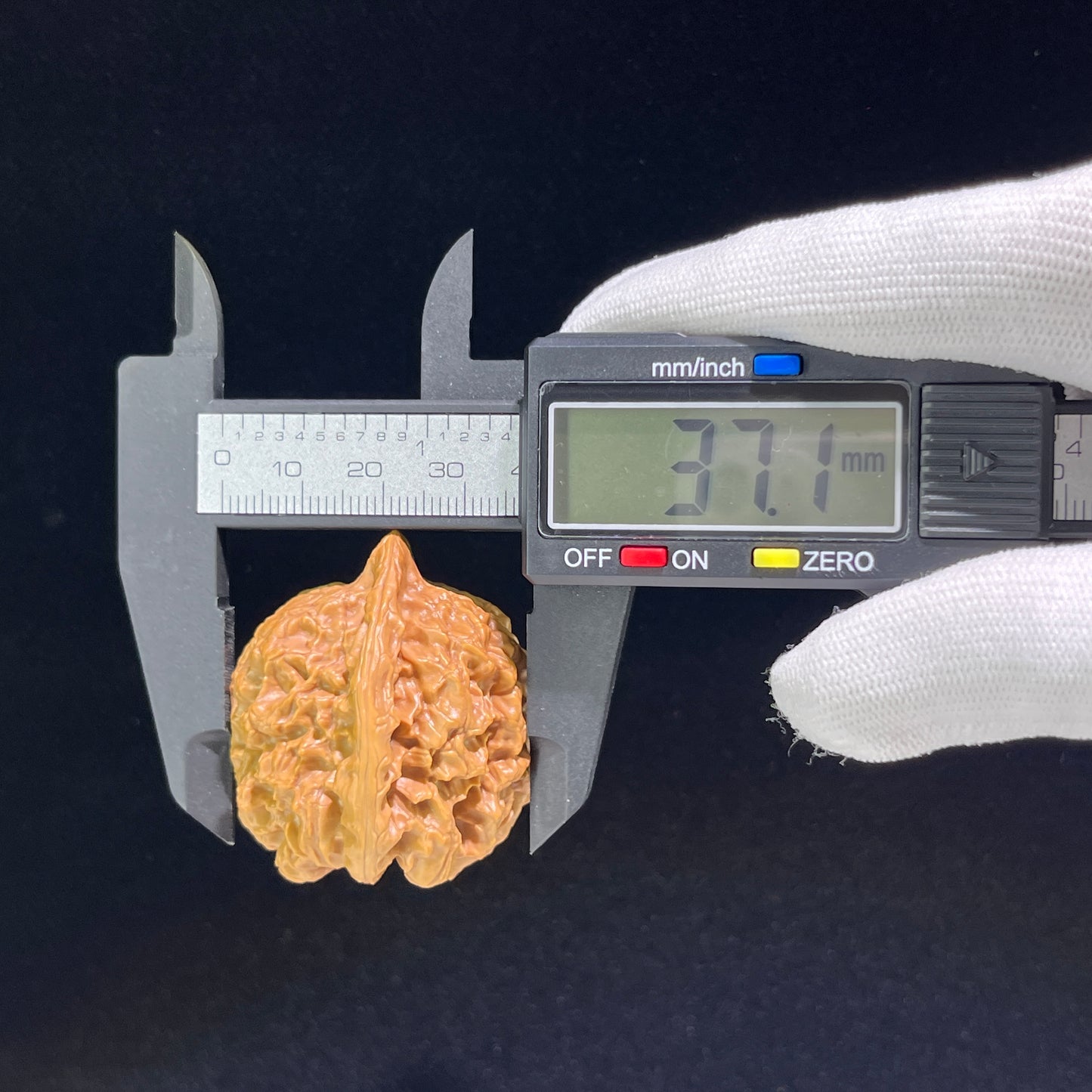 The Classic "Triangle Chicken Heart" (San Jiao Ji Xin) Balanced Pair | 39.0mm x 39.0mm | JX-704