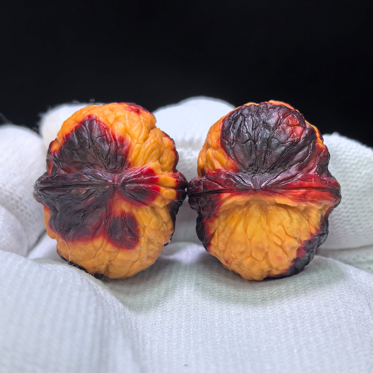 "Earth-Muffled Rainbow Little Flat-Top Toad" (Qi Cai Xiao Ping Tou Chan Di Men) Scholar Walnuts Pair | 25.0mm x 30.0mm | Miniature Pocket Format (Shou Nian) | Stock ID: QCCDM-101SY