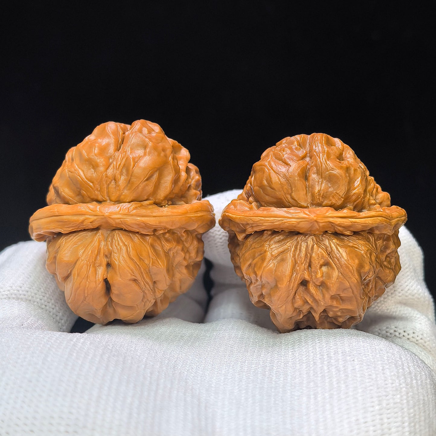 "Toad Head" (Ha Ma Tou) Scholar Walnuts Pair | 38.0mm x 42.0mm | Deep-Belly Low-Profile Stance | S+ Grade | Stock ID: HMT-1505C