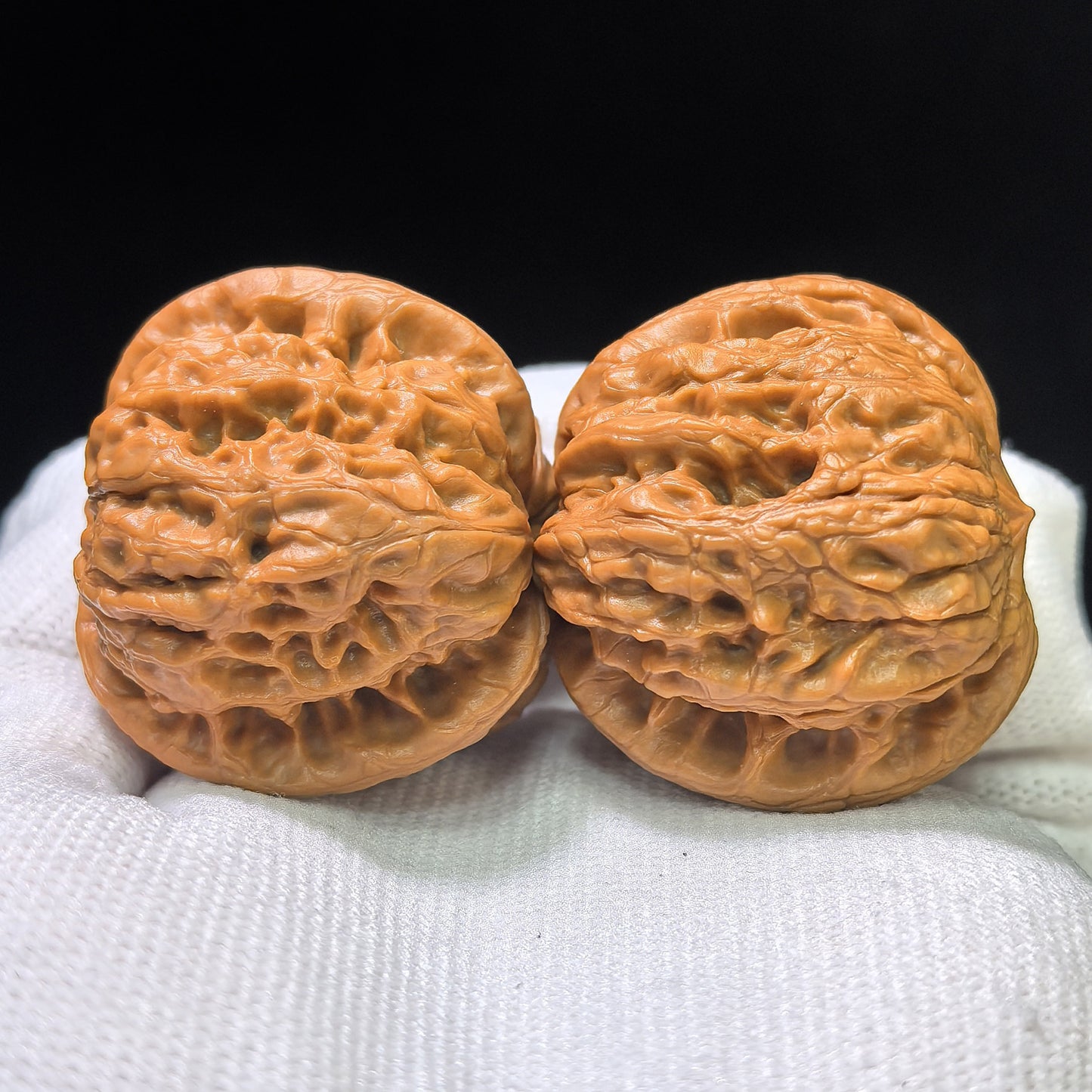 The Auspicious "Yuhua Stone Three-Ribbed Ding" Yuhua Stone Sanleng Ding High-Pile Masterpiece | 37.0mm x 38.0mm | YHSSN-406E