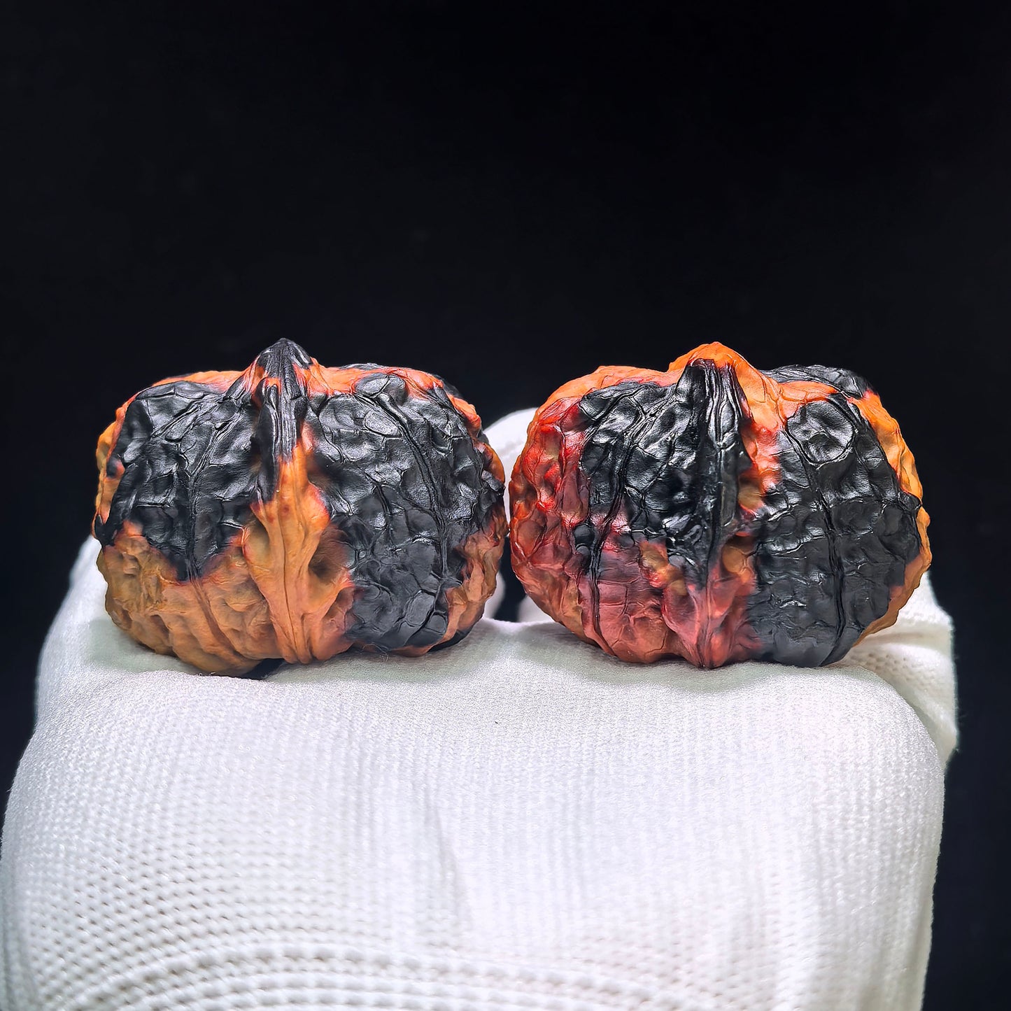 "Earth-Muffled Pumpkin Pier" (Di Men Gua Dun) Scholar Walnuts | Inlaid Rotatable Dragon Head Navels | 41.0mm x 45.0mm | High-Contrast Dual-Tone Masterpiece | Stock ID: DMLGD-101SY