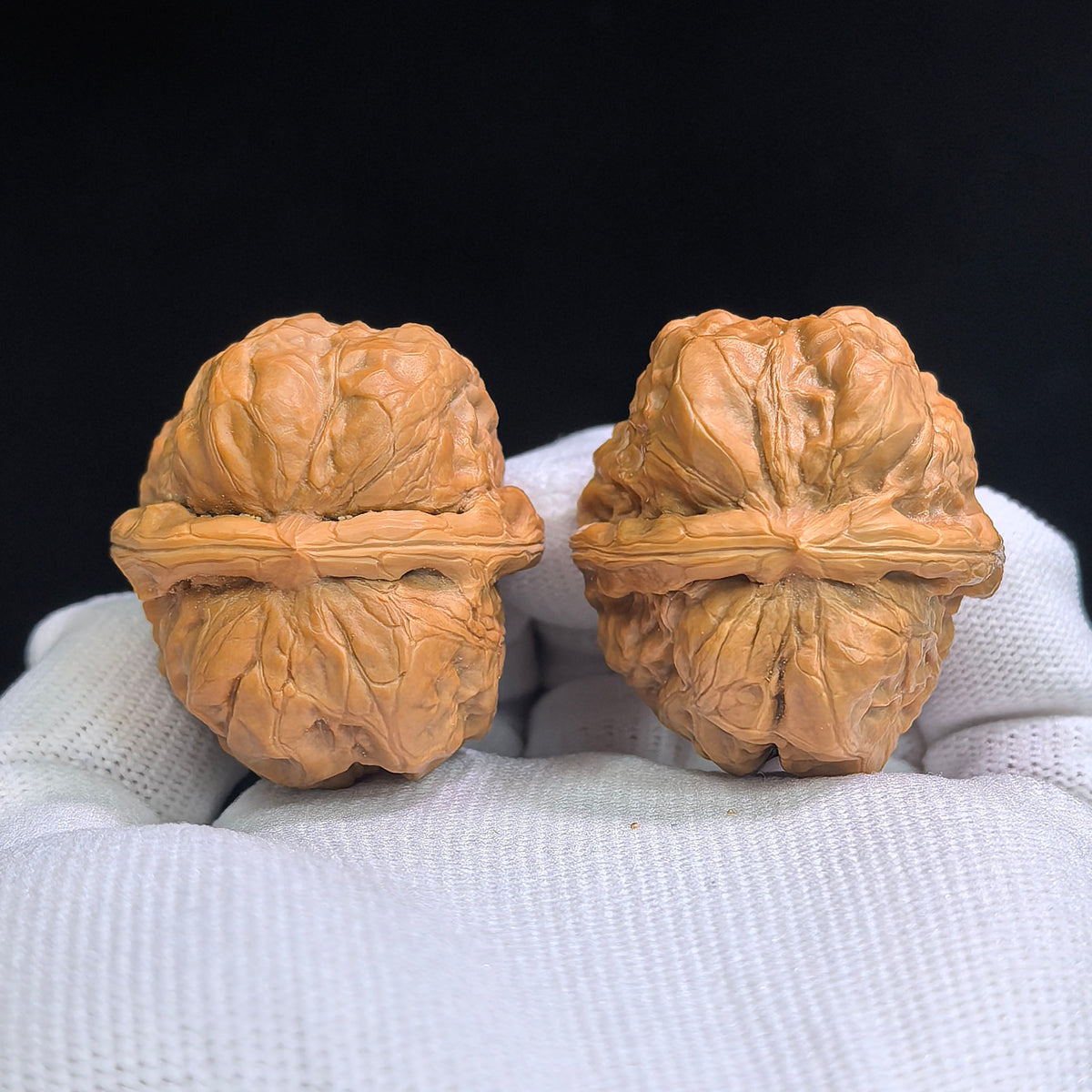 Compact Broad-Shouldered Toad Head Wenwan Walnut Pair | 35.0mm x 37.0mm | HMT-SY1H6
