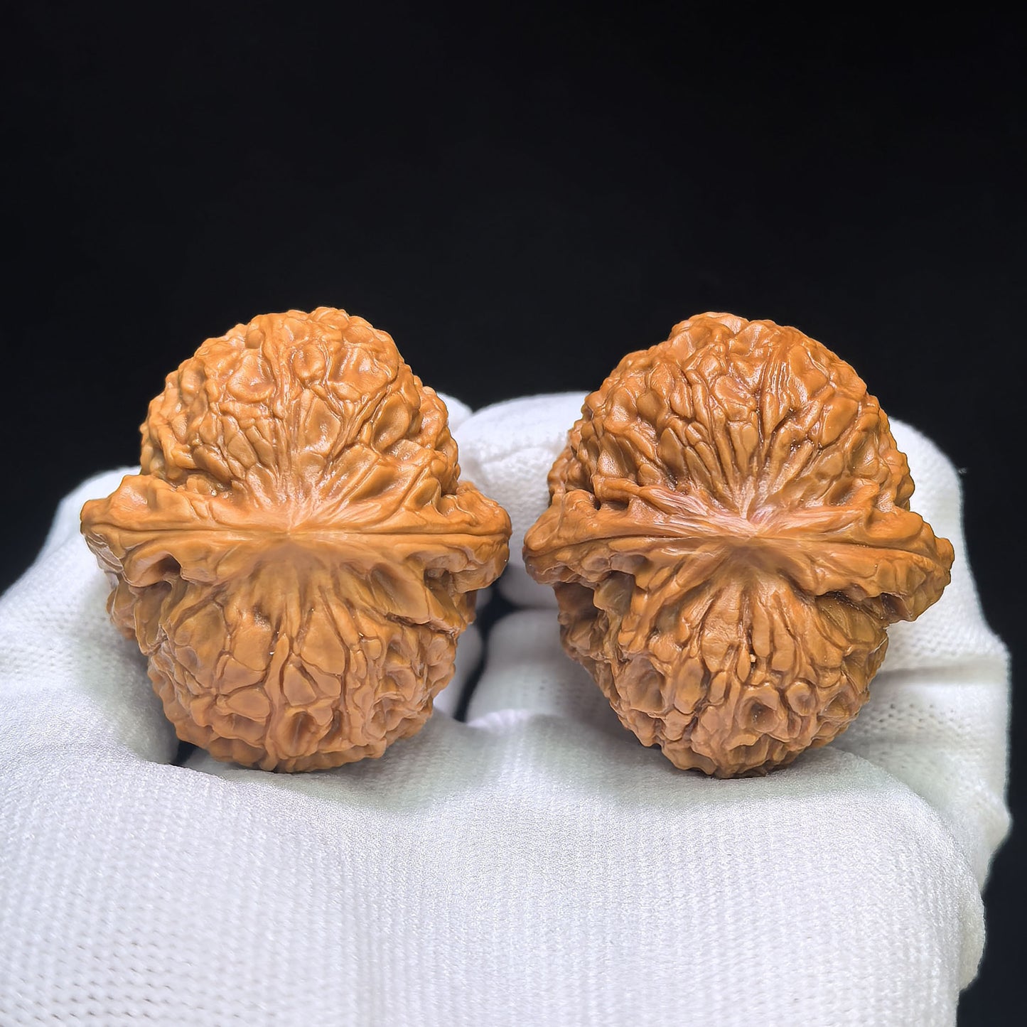 "Grand Reunion" Datuanyuan Wenwan Walnuts Pair | 38.0mm x 42.0mm | TY-1502C