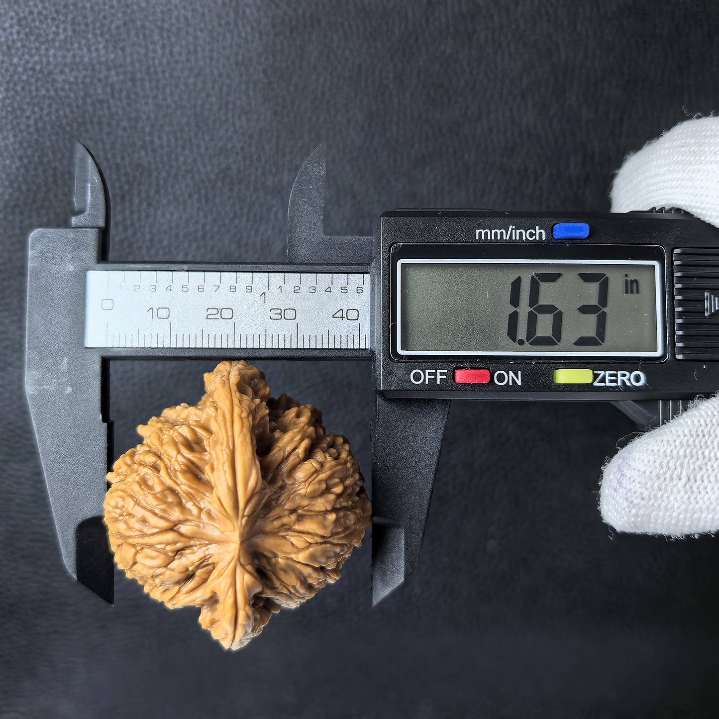 The "Nan Jiang Stone" (Nan Jiang Shi) Pair | 45.0mm x 41.0mm | NJS-505