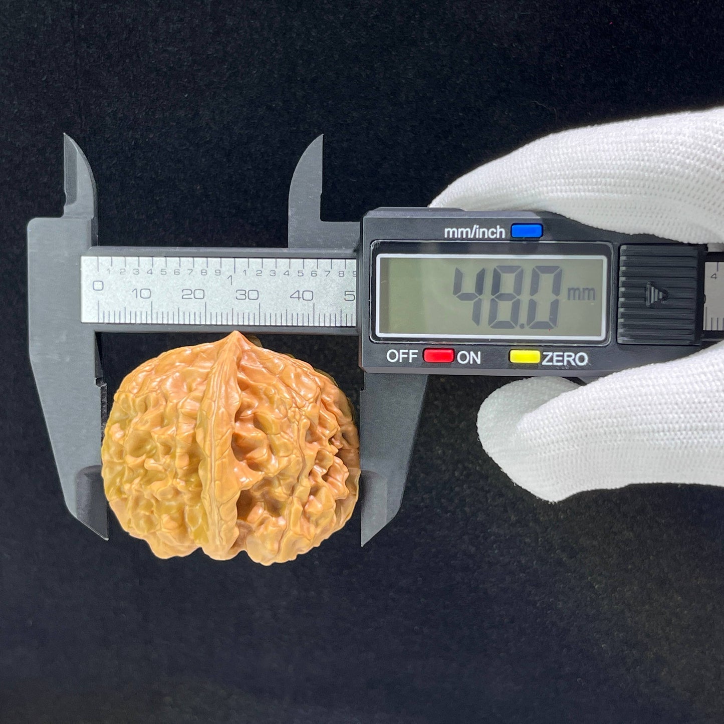 The "Happy Reunion" (He Huan) Ultra-Plump Pair | 43.0mm x 46.0mm | HH-704