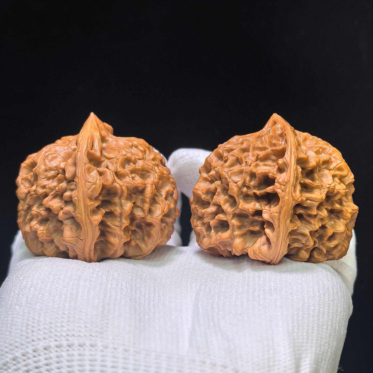 "Kylin Texture Low Profile Concave Base" Qilinwen Aizhuang Aodi Wenwan Walnuts Pair | 52.0mm x 46.0mm | QLW-1551C