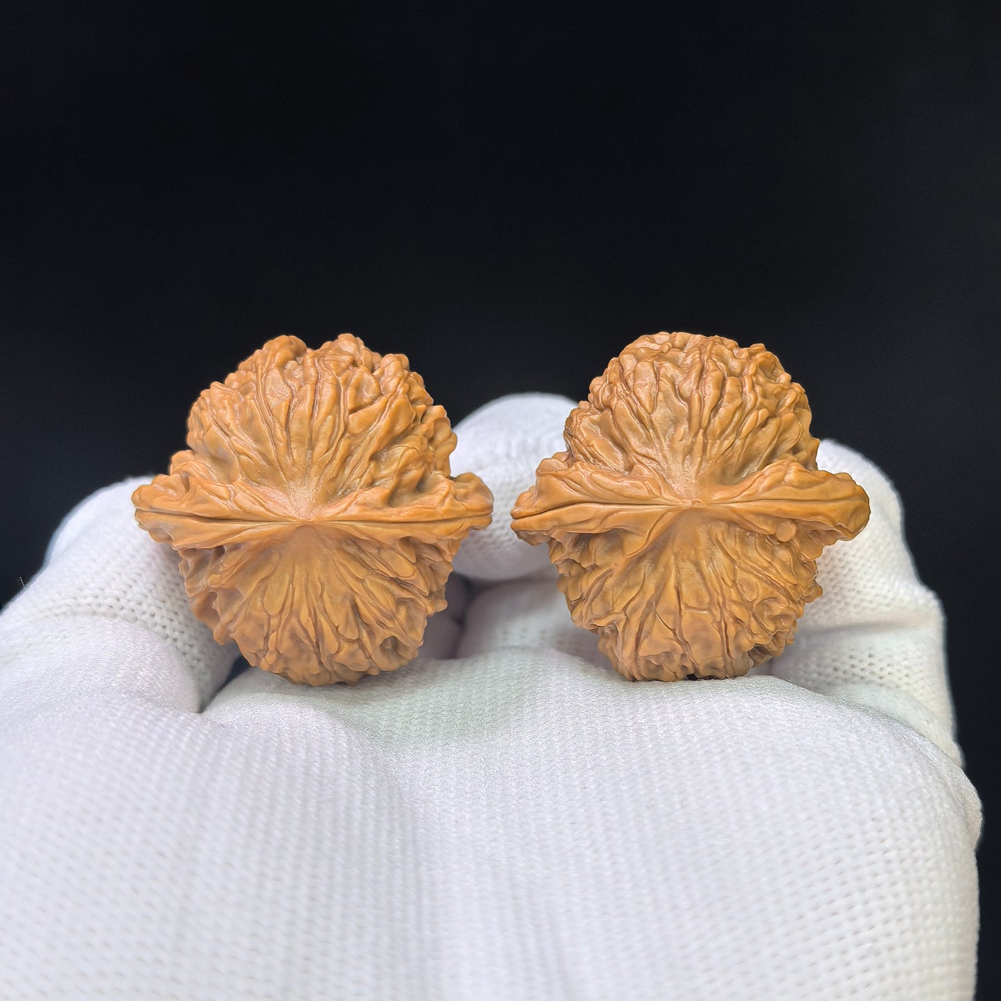 "Yearning Love" (Xiang Si) Scholar Walnuts Pair | 33.0mm x 32.0mm | Miniature Pocket Format (Shou Nian) | Stock ID: XS-SY1C2