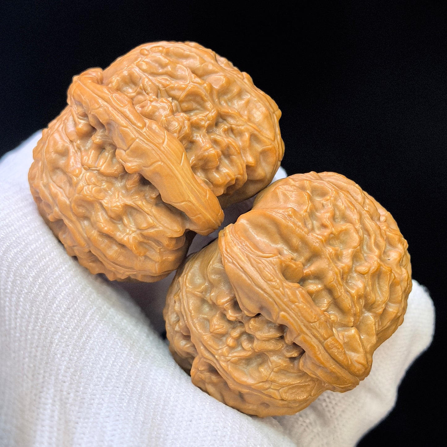 "White Lionhead" Baishizi BSJ-SY1C1 Low-Profile Wenwan Walnuts Pair | 39.0mm x 41.0mm | BSJ-SY1C1