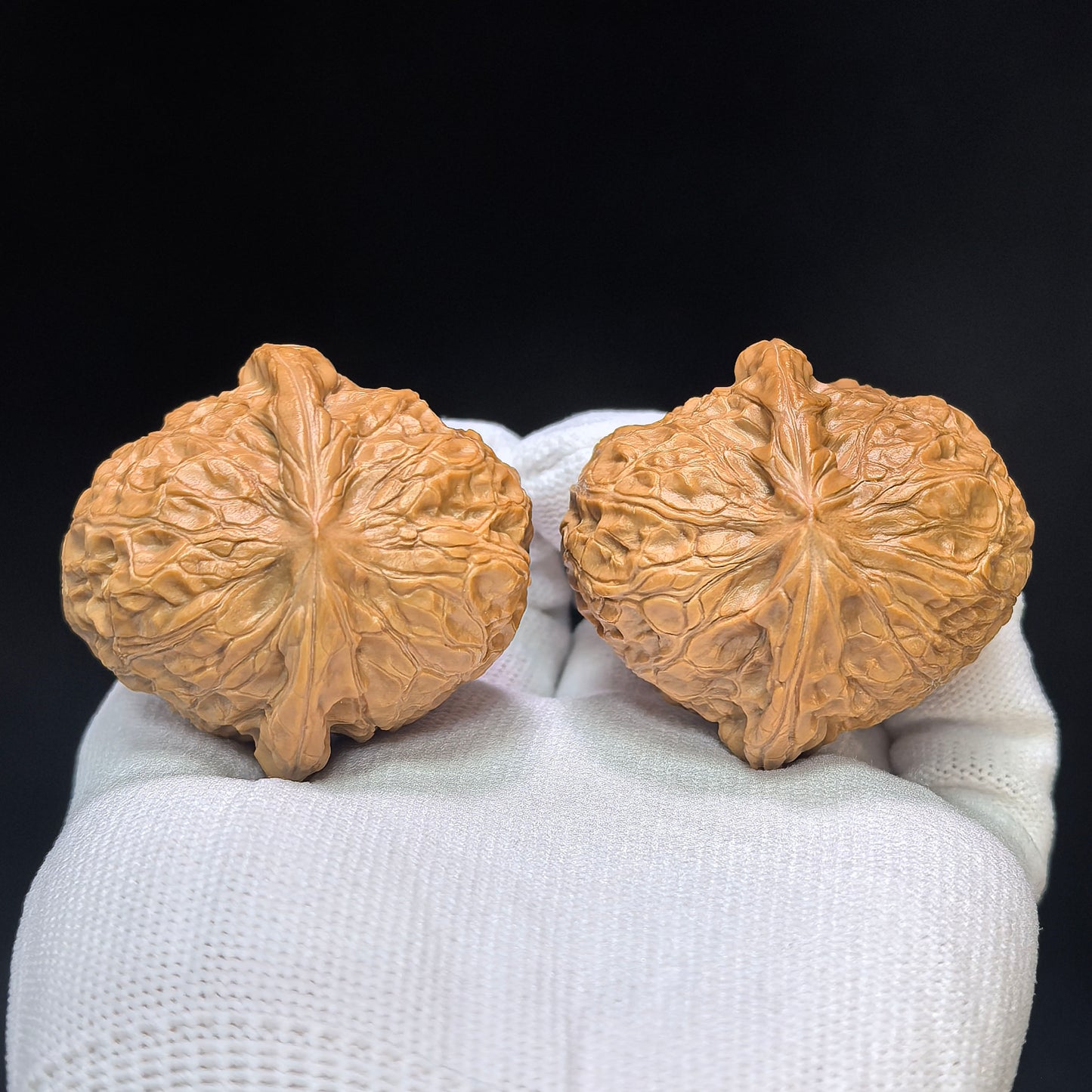 "Pumpkin Mound Vulture" Nanguadun Zuoshandiao Special Hybrid Wenwan Walnuts Pair | 42.0mm x 46.0mm | NGDZSD-C234E
