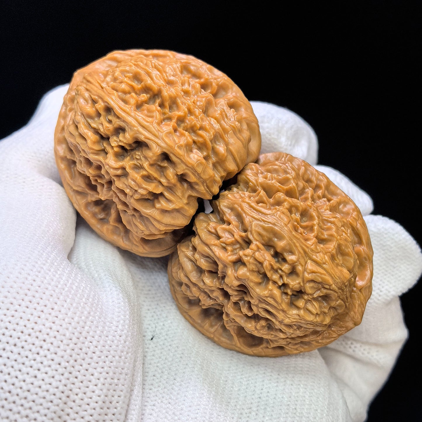 "Triangular Spherical Nanjiangshi" Sanjiao Qiuxing Nanjiangshi Low-Profile Wenwan Walnuts Pair | 39.0mm x 38.0mm | NJS-1510C