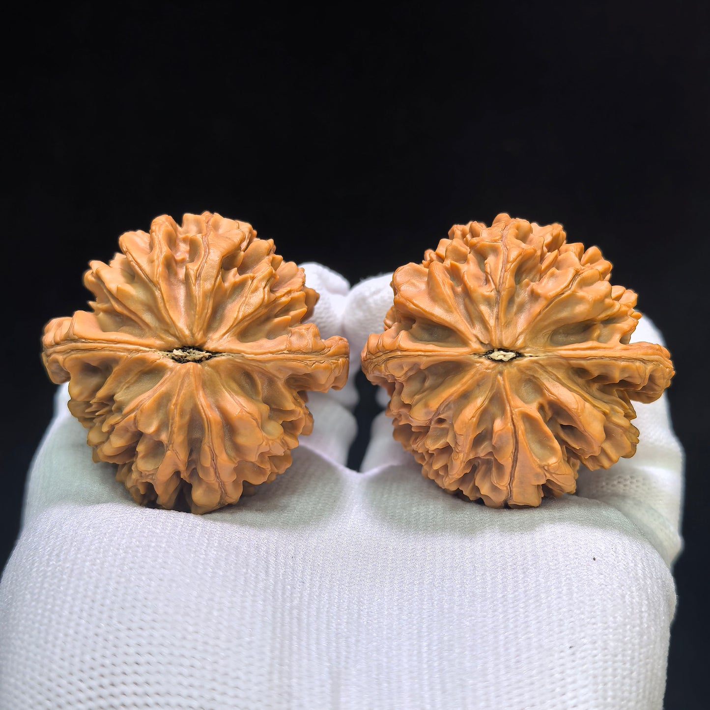 "Nine-Story Demon Tower" Jiuceng Yaota Wenwan Walnuts Pair | 46.0mm x 45.0mm | JCYT-1551C