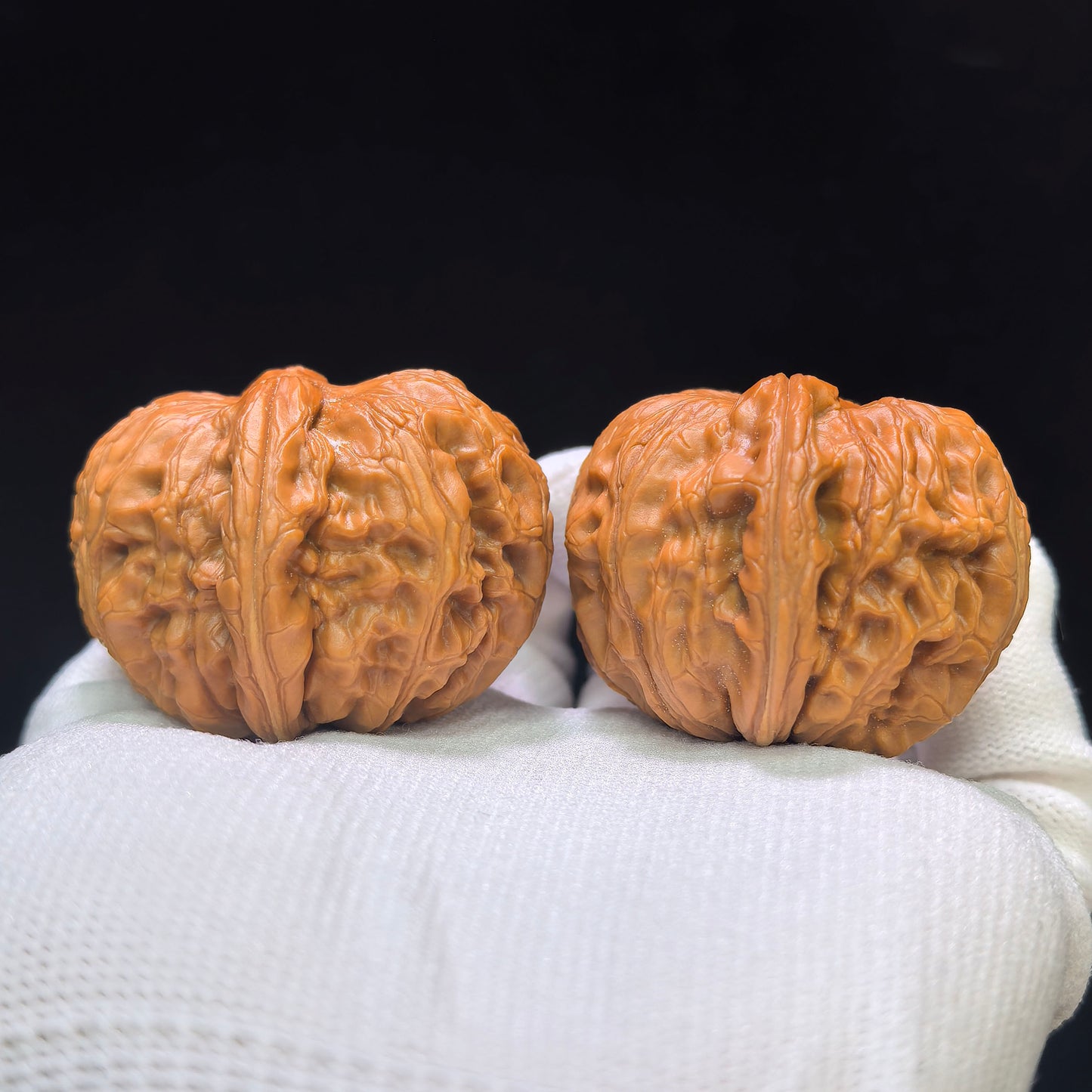 "Pinggu Ingot Clairvoyant Ear" Pinggu Yuanbao Shunfenge Wenwan Walnuts Pair | 39.0mm x 44.0mm | PGYBSFE-CG214E
