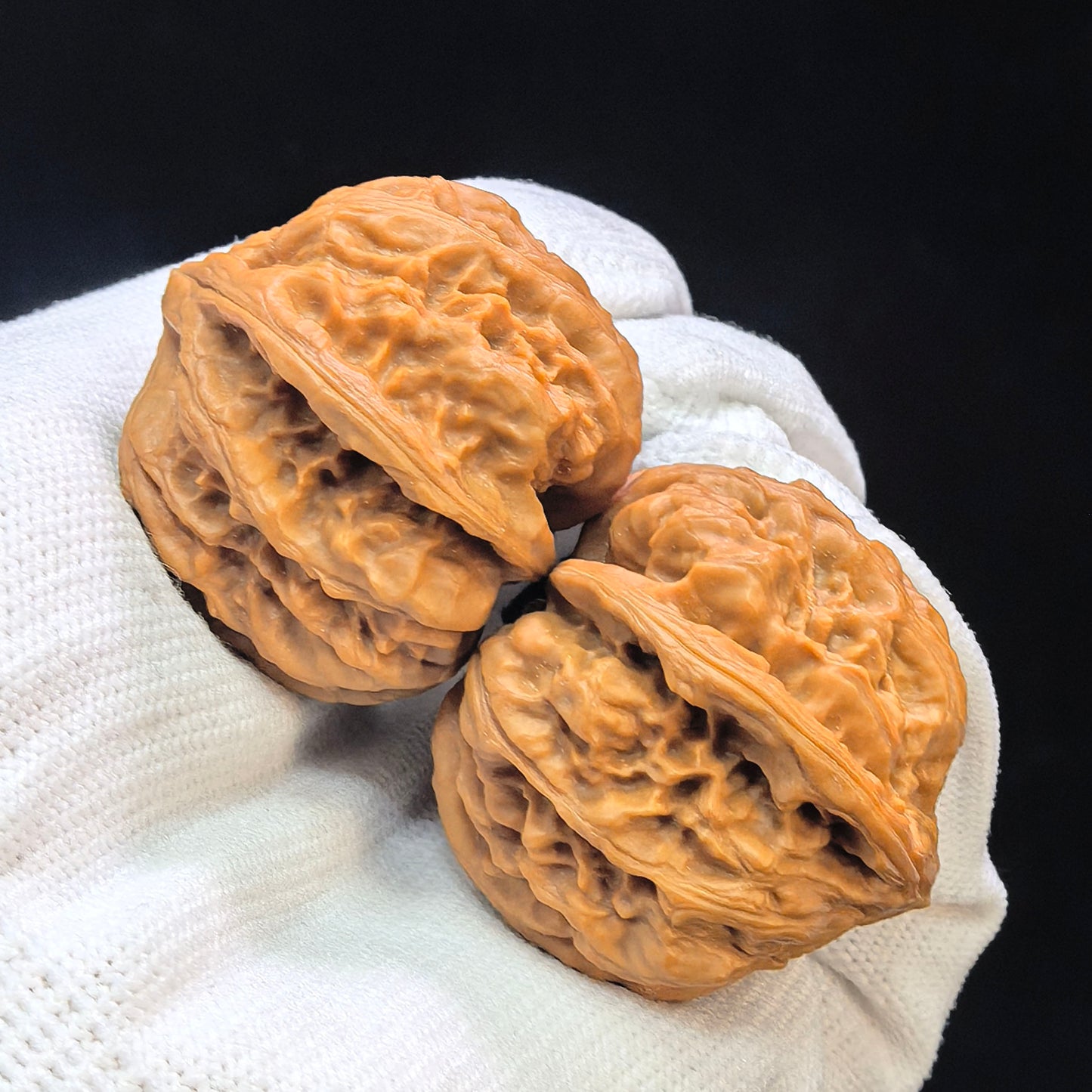 "Jiulong Valley" Jiulongyu Wenwan Walnuts (Pair) | 38.0mm x 38.0mm | Stock ID: JLY-1501C