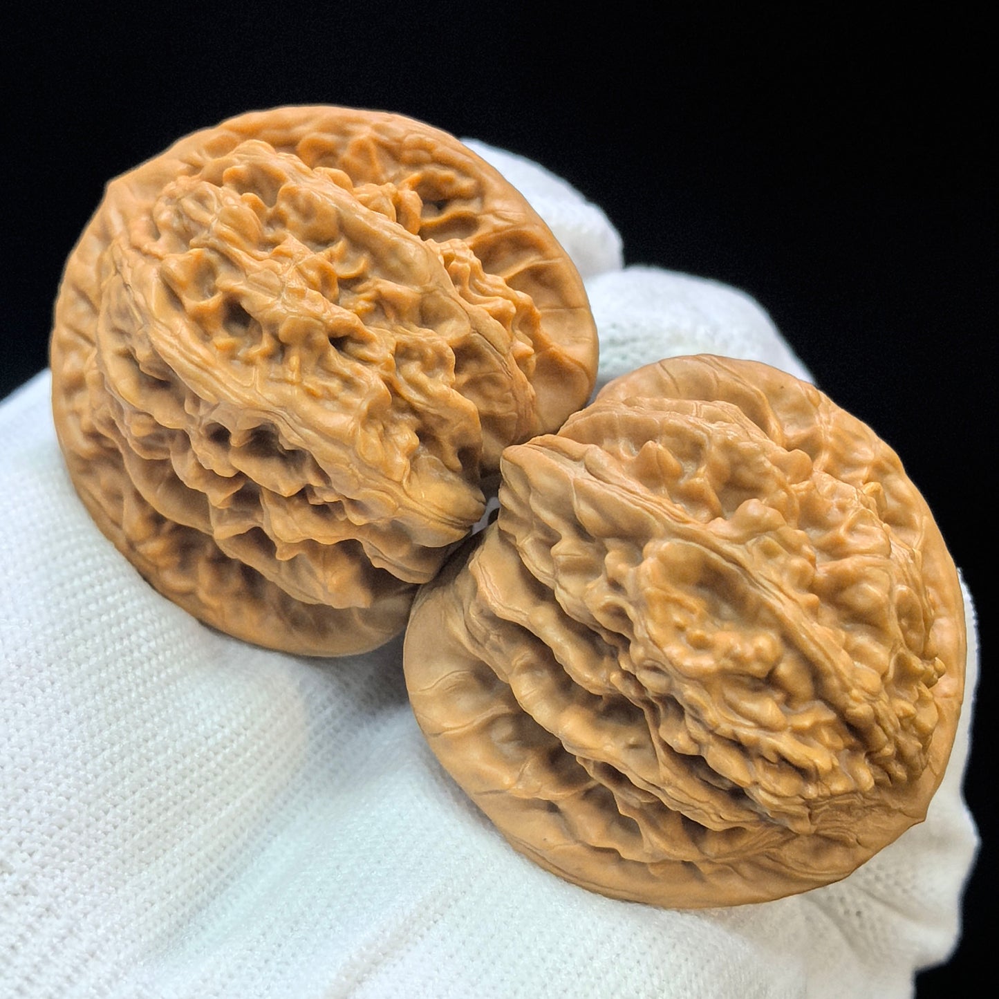 "Peach Heart Xiayun Ridge" Taoxin Xiayunling XYL-1505C Low-Profile Wenwan Walnuts Pair | 43.0mm x 41.0mm | XYL-1505C