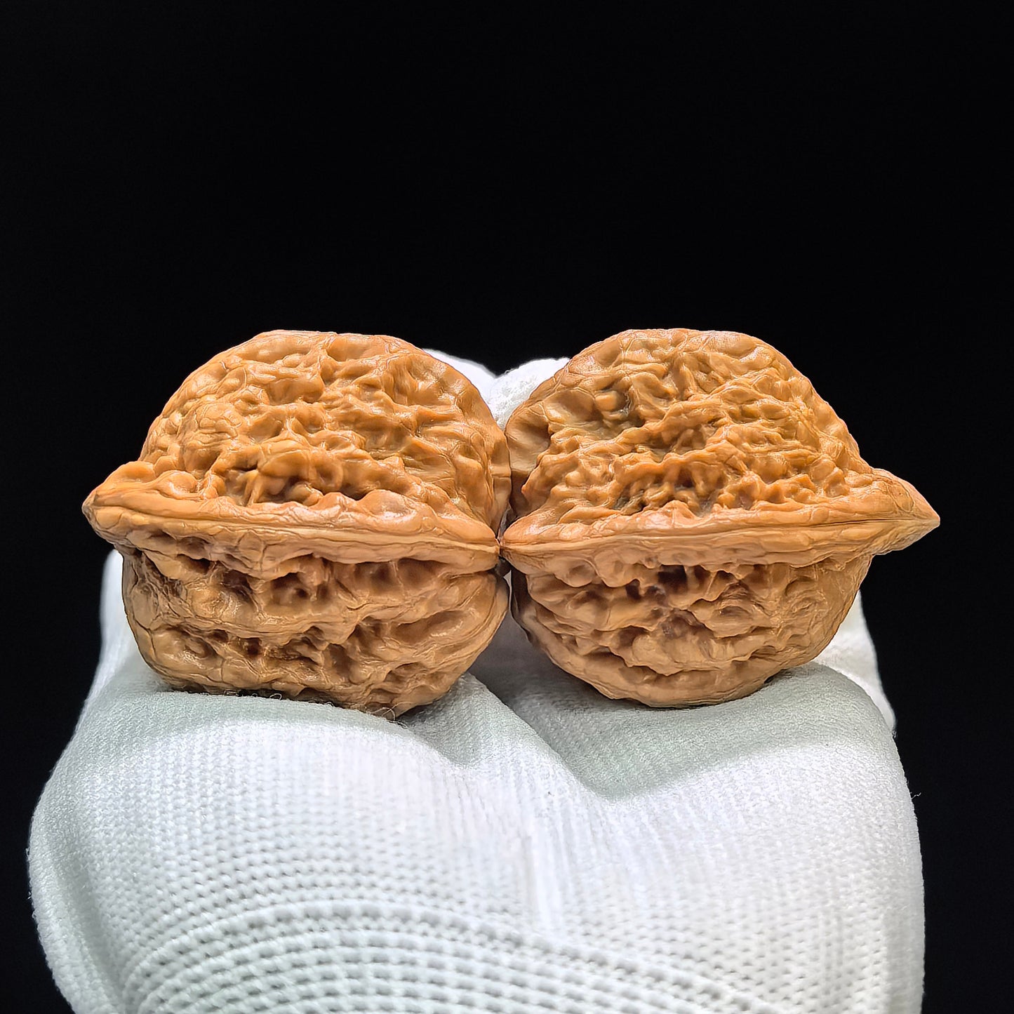 "Golden Noble" Jin Gongzi JGZ-1601 Low-Profile Wenwan Walnuts Pair | 40.0mm x 39.0mm | JGZ-1601
