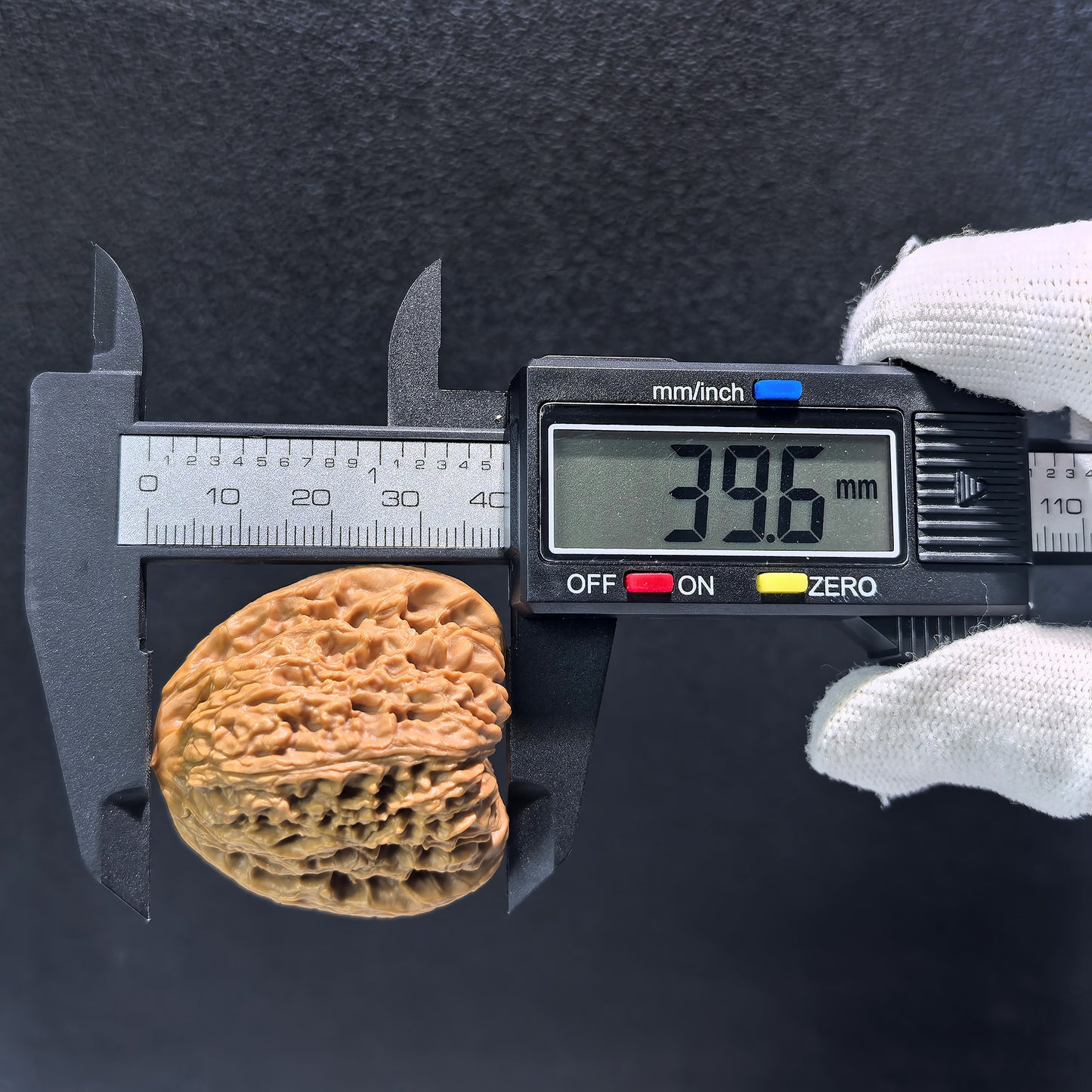 The "Triangle Nan Jiang Shi" Pair | 39.0mm x 37.0mm | NJS-409