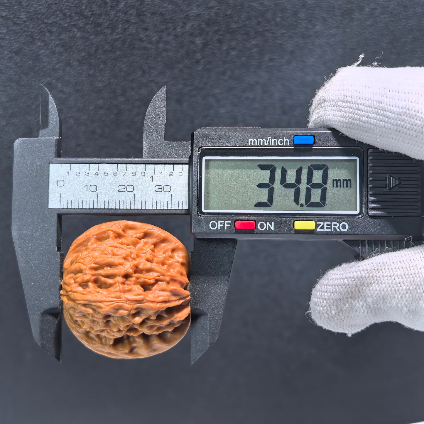 The "Millstone" (Mo Pan) Pair | 37.0mm x 37.0mm | MP-401