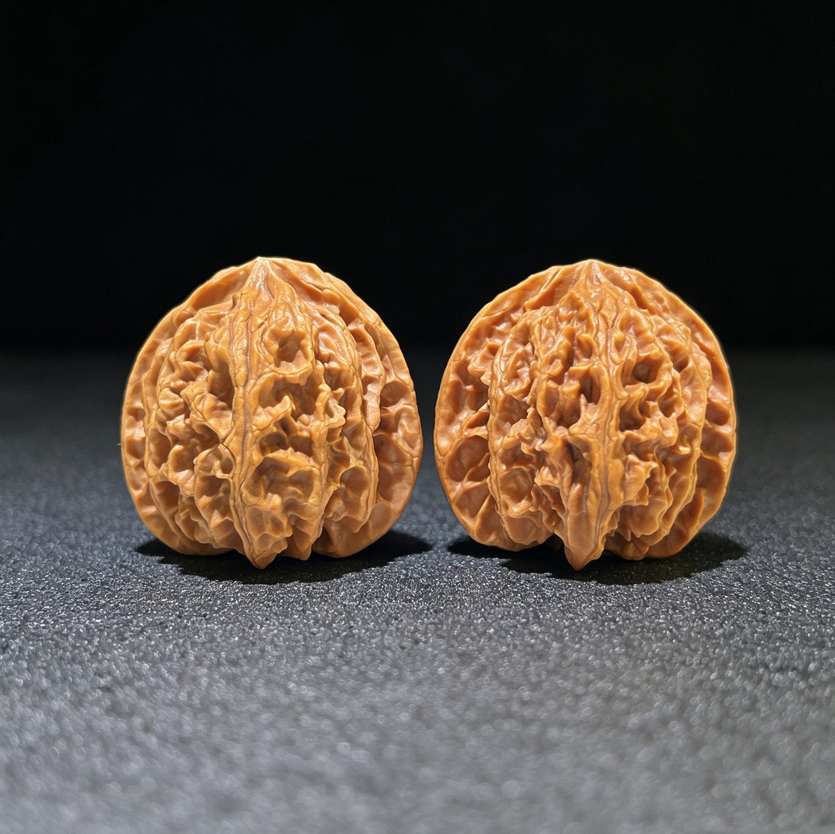 "Apple Garden" Pingguoyuan PGY-1108 Low-Profile Wenwan Walnuts Pair | 41.0mm x 38.0mm | PGY-1108 - ThePatinaProject