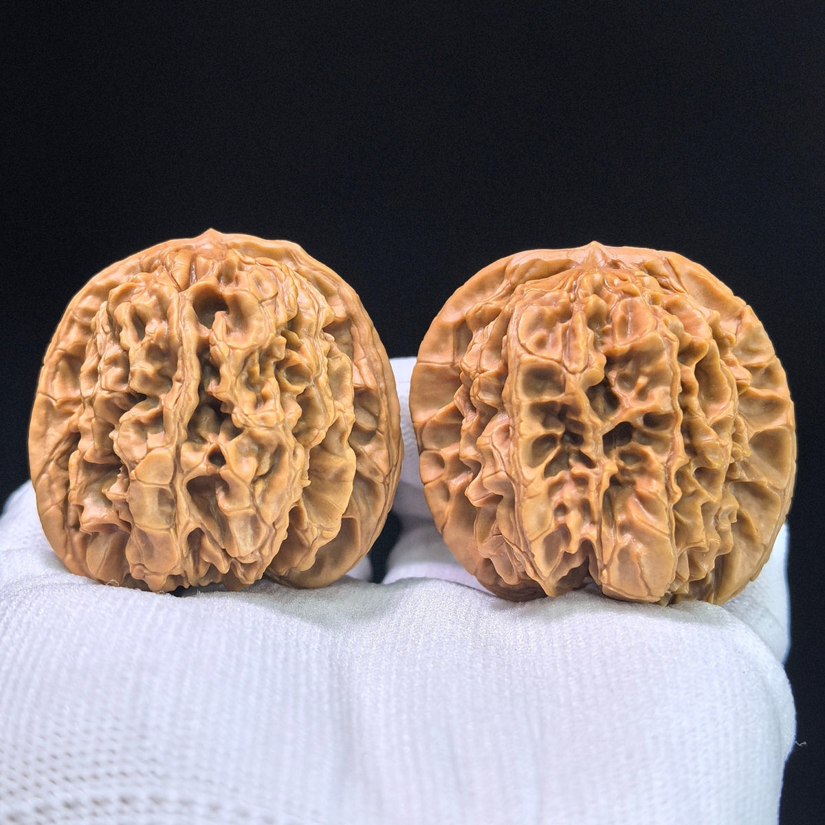 Bai Shou Lion Head (Hundred Longevity) Scholar Walnuts Pair | 45.0mm x 43.0mm | Stock ID: BSSZT-1401 - ThePatinaProject