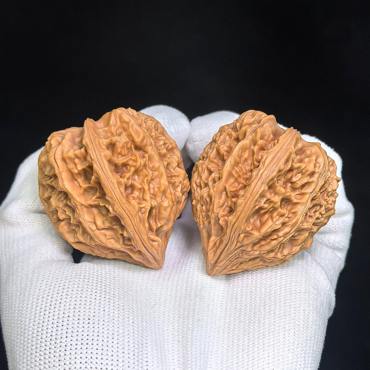 "Beijing Chicken Heart" Classic Selection BJJX-601 Heirloom Wenwan Walnuts Pair | 41.0mm x 41.0mm | BJJX-601 - ThePatinaProject