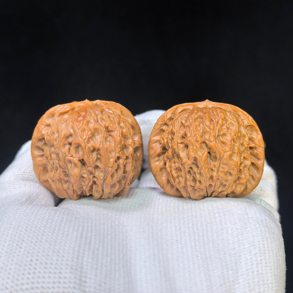 “Blood Qilin” Xue Qilin Wenwan Walnut Pair | Compact 37mm Collector Pair | 37.0mm × 37.0mm | XQL-1102 - ThePatinaProject